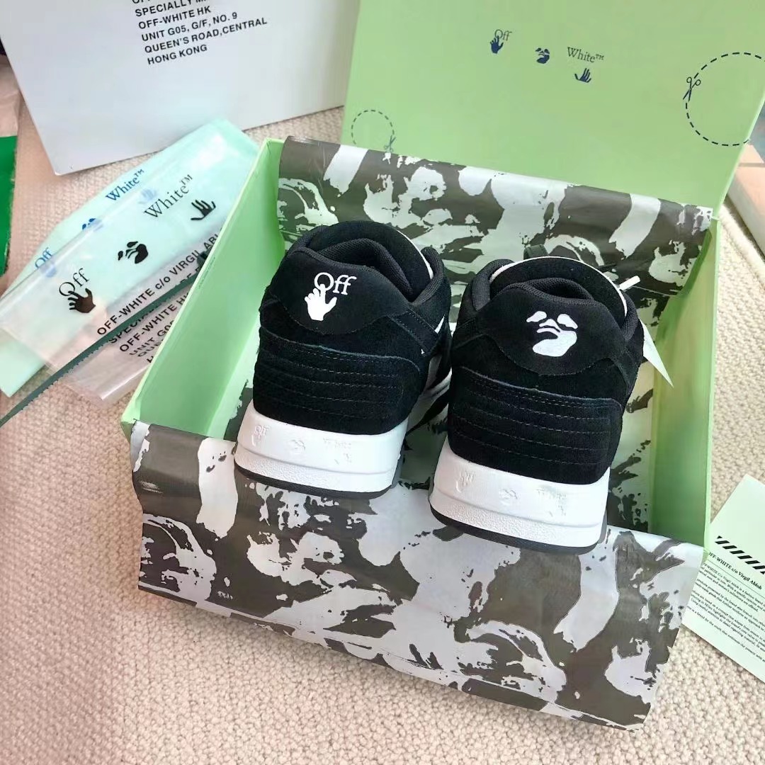 OFF WHITE OUT OF OFFICE Sneakers