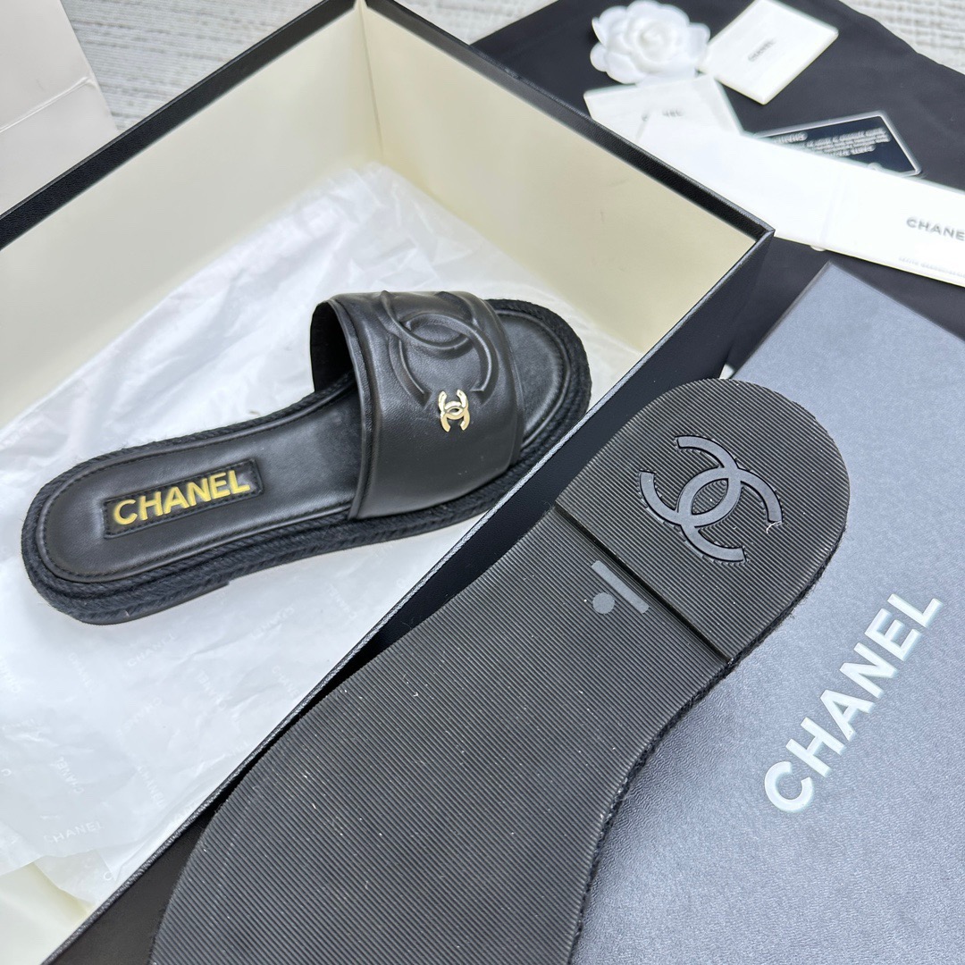 CHANEL twine woven slippers