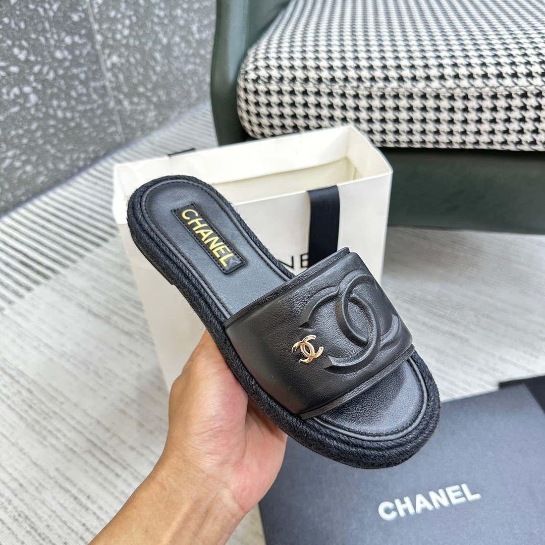 CHANEL twine woven slippers