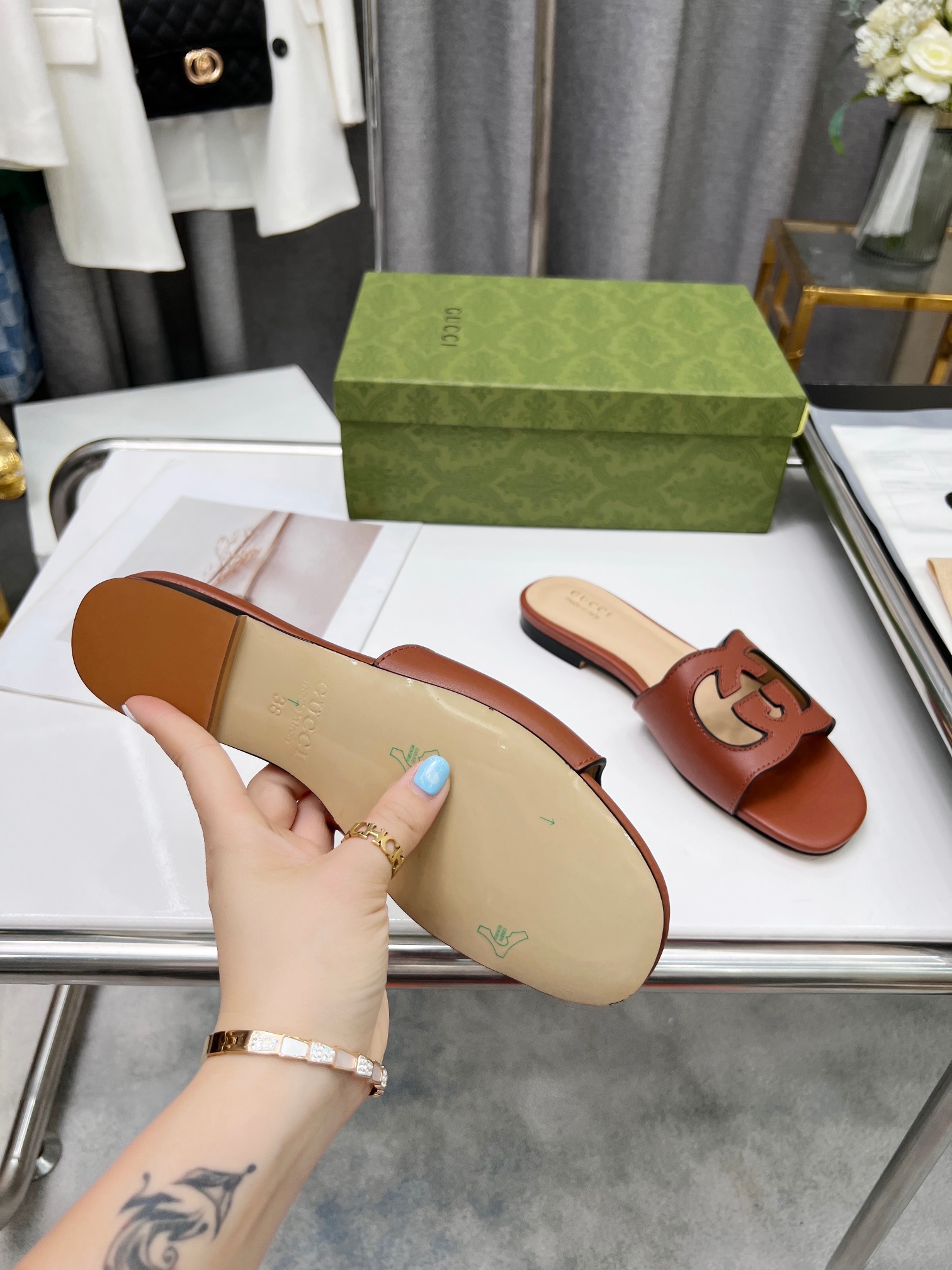 Gucci Women's interlocking double G hollow-out detail slippers