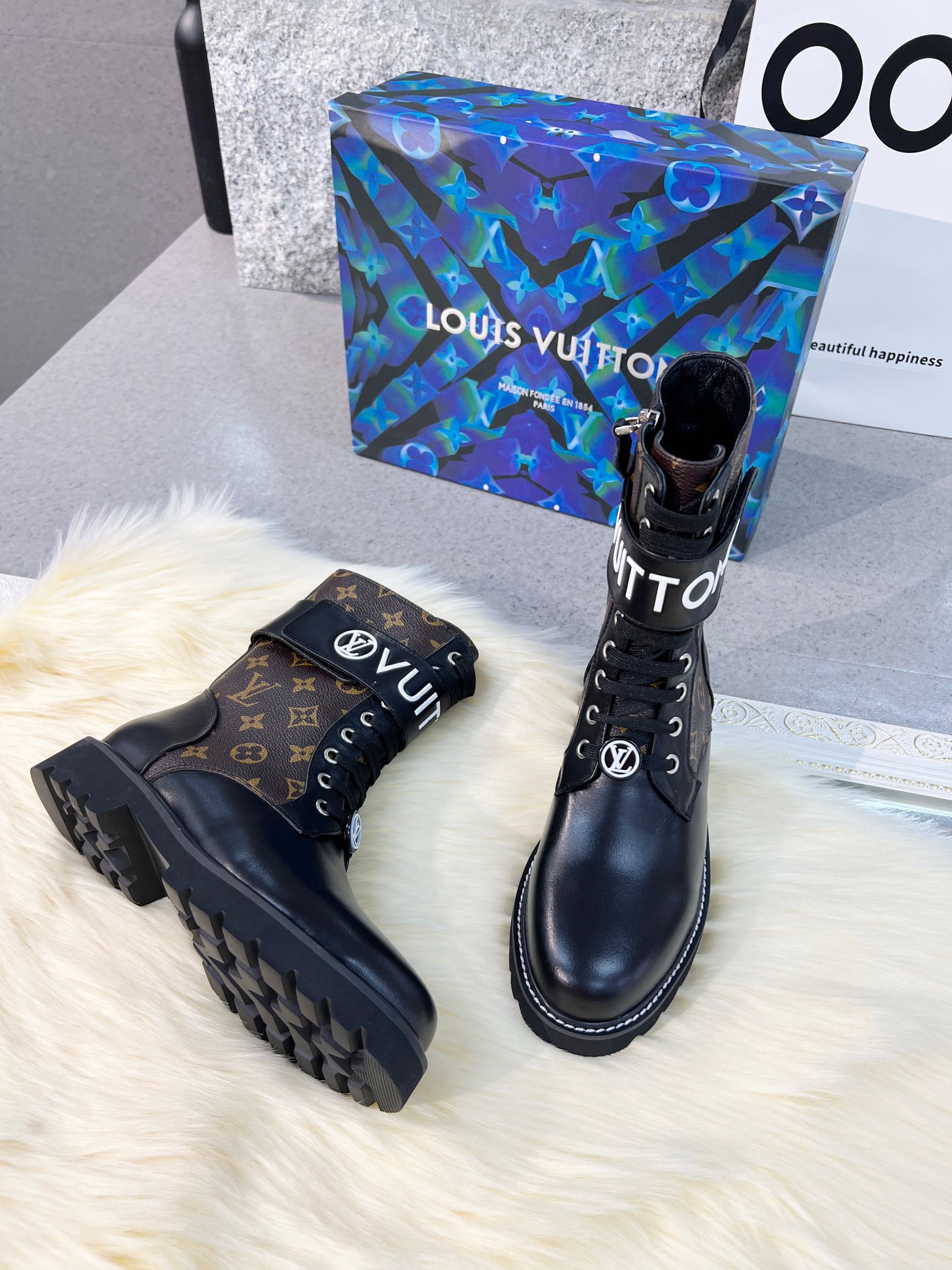 LV BOOTS