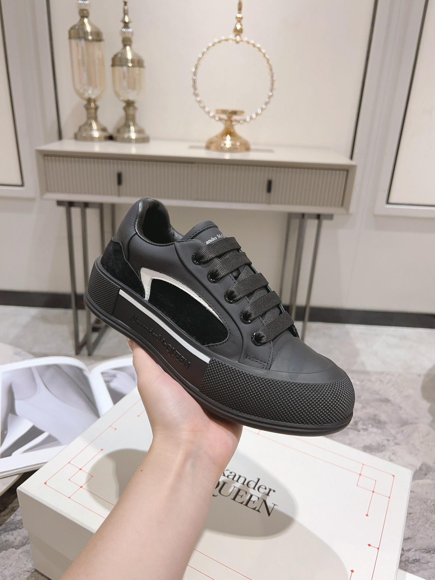 Alexander Mcqueen Sneakers