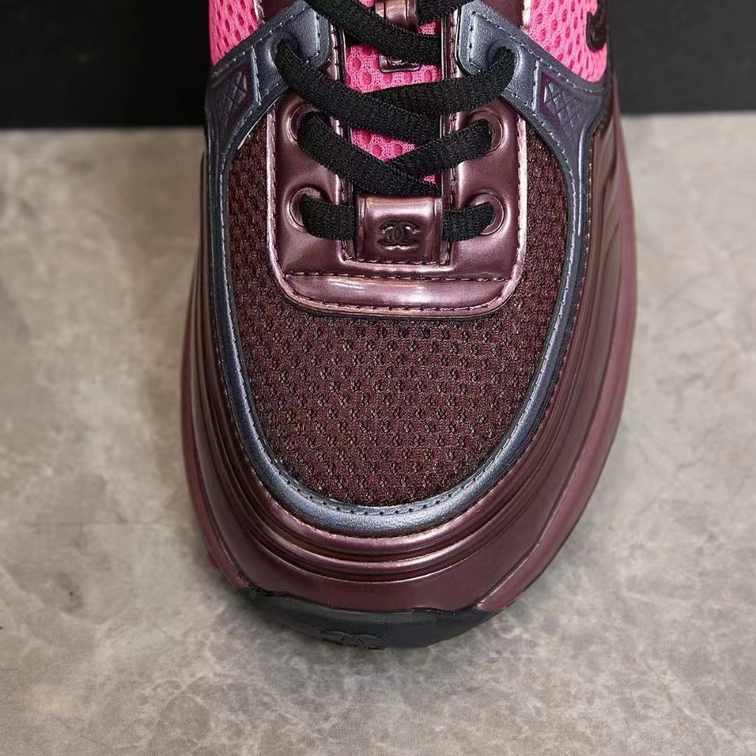 CHANEL Casual Sneakers