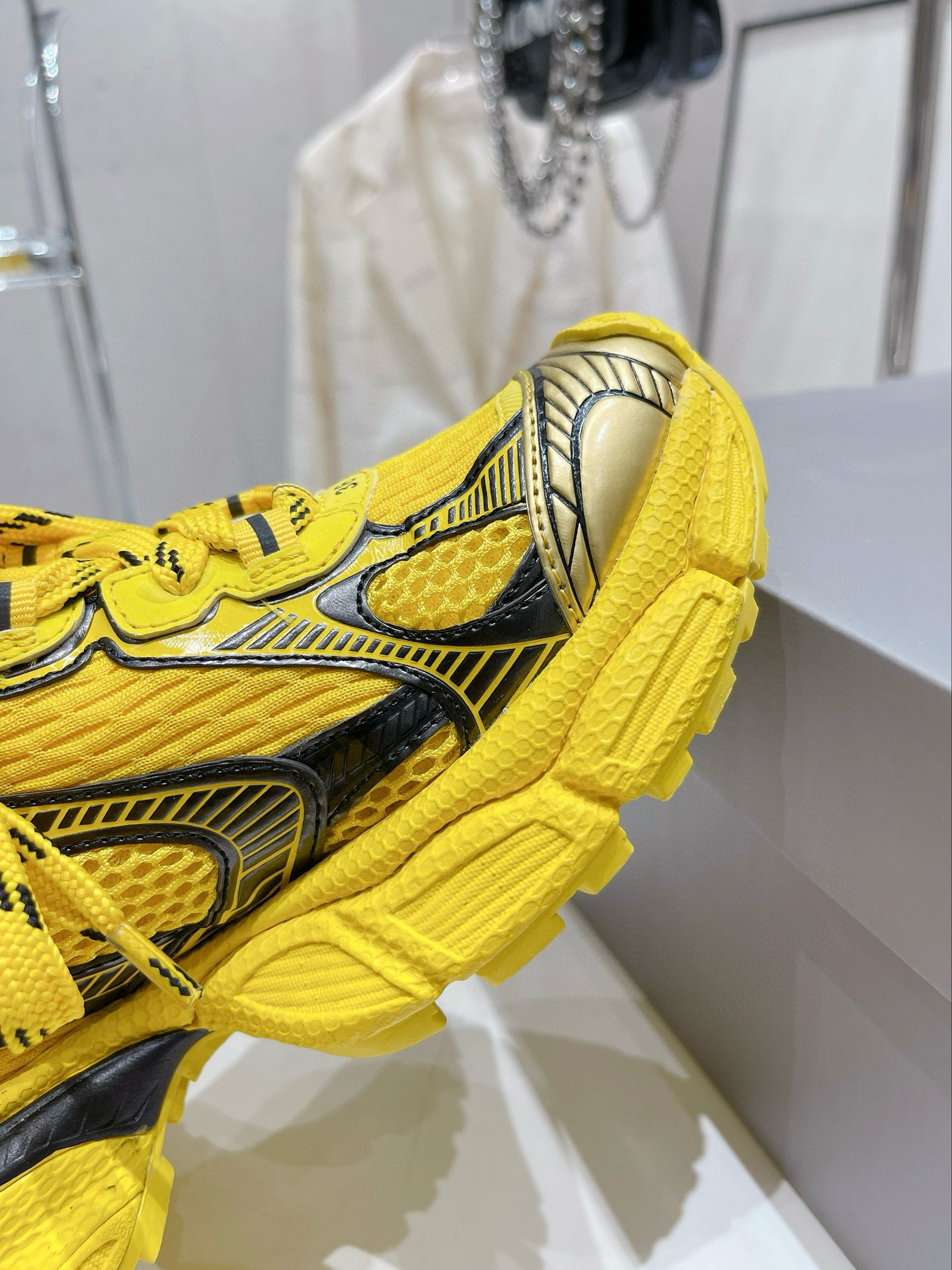 BALENCIAGA 3XL Sneakers