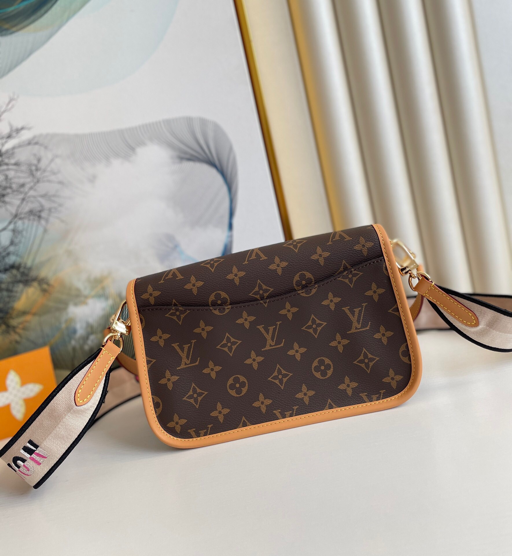 LV DIANE Handbag