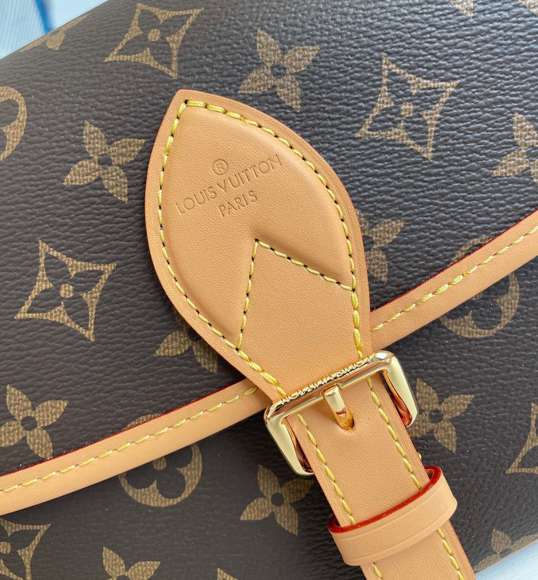 LV DIANE Handbag