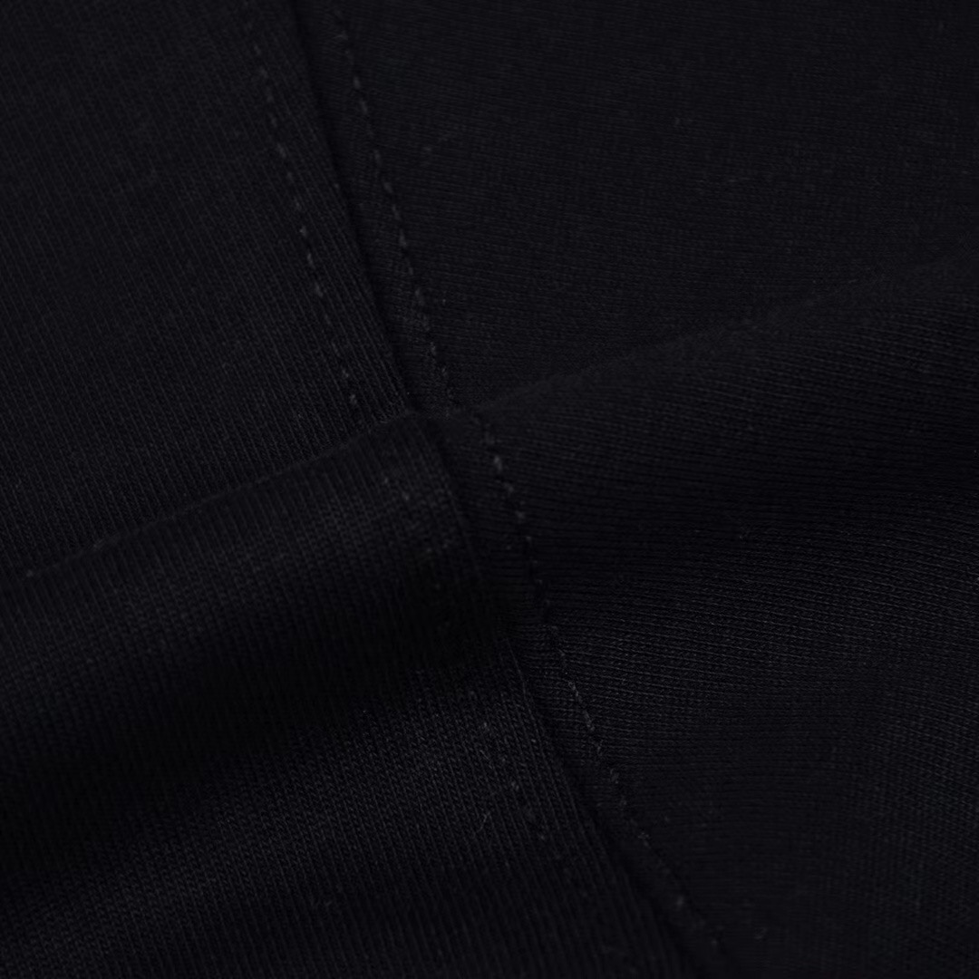 PRADA & ARC`TERYX T shirt