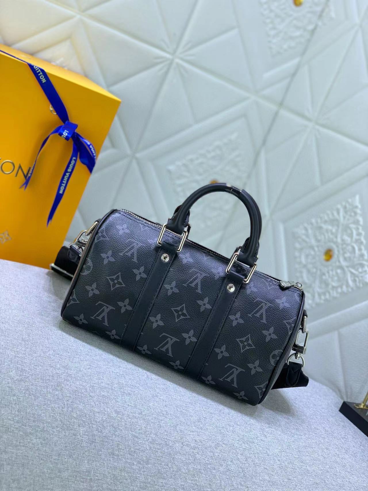 LV Keepall 25 Travel Bag