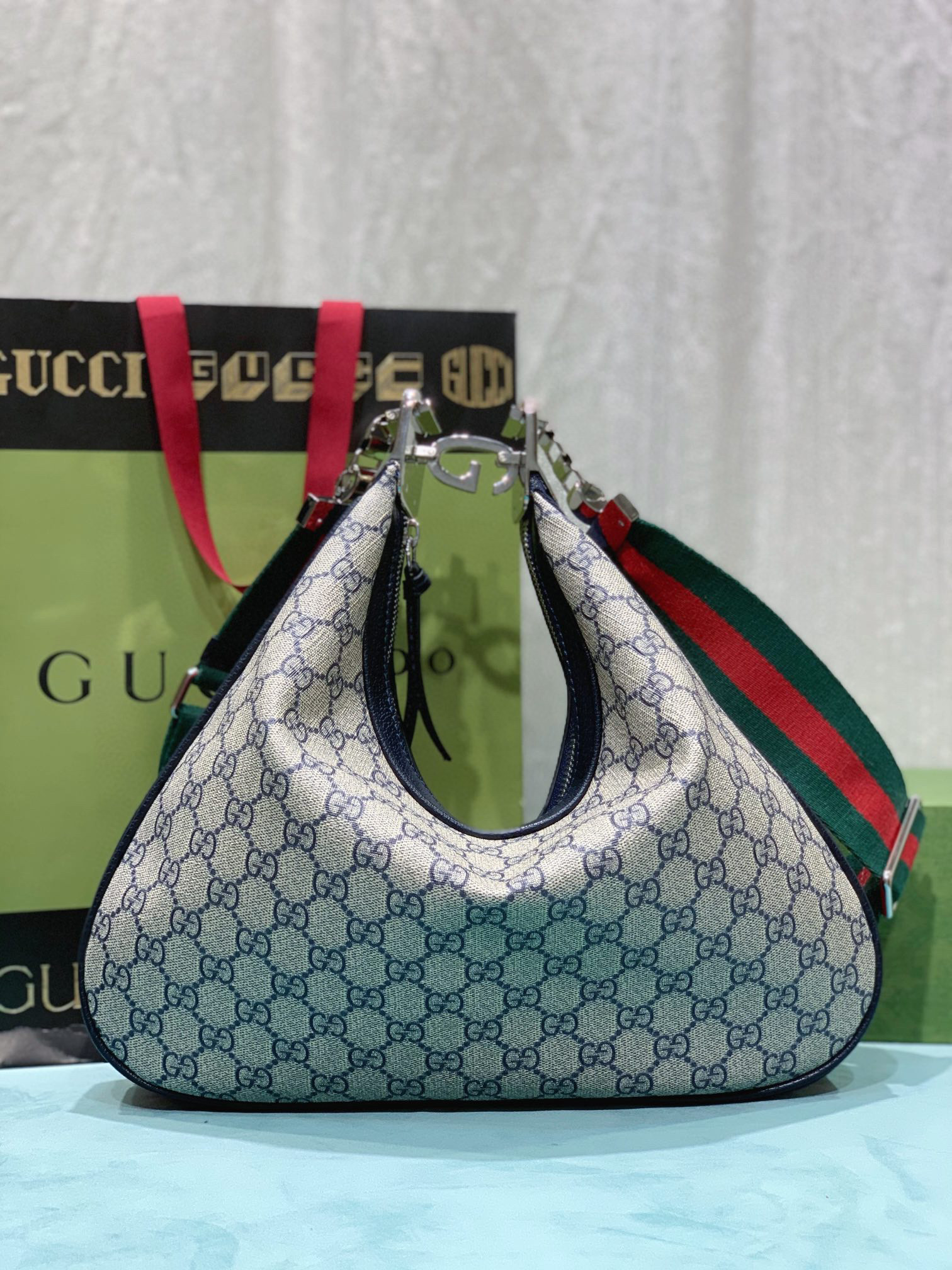 GUCCi Handbag