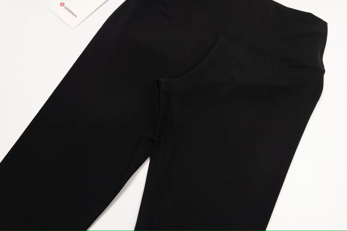 Lulu lemon yoga pants
