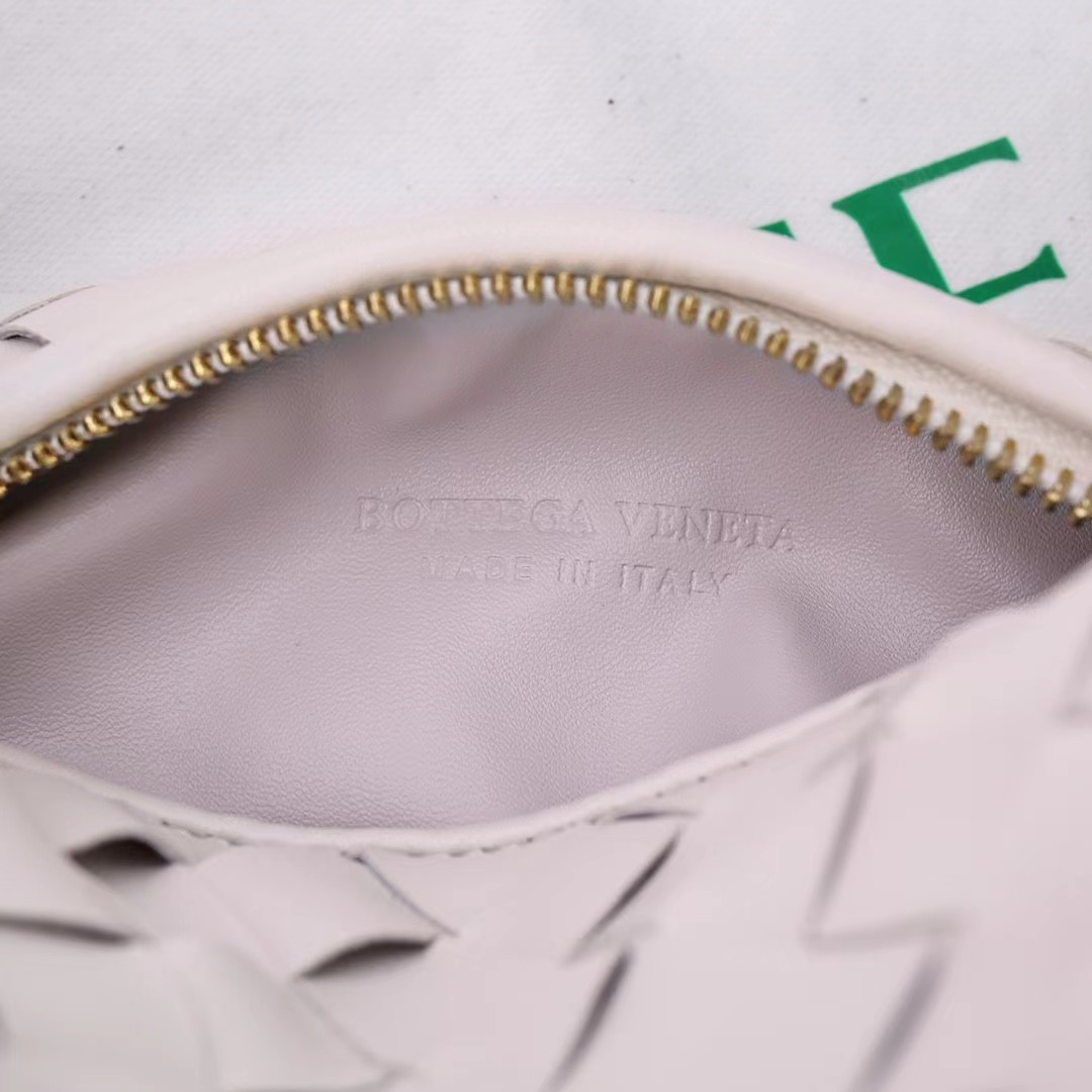 BOTTEGA VENETA Handbag