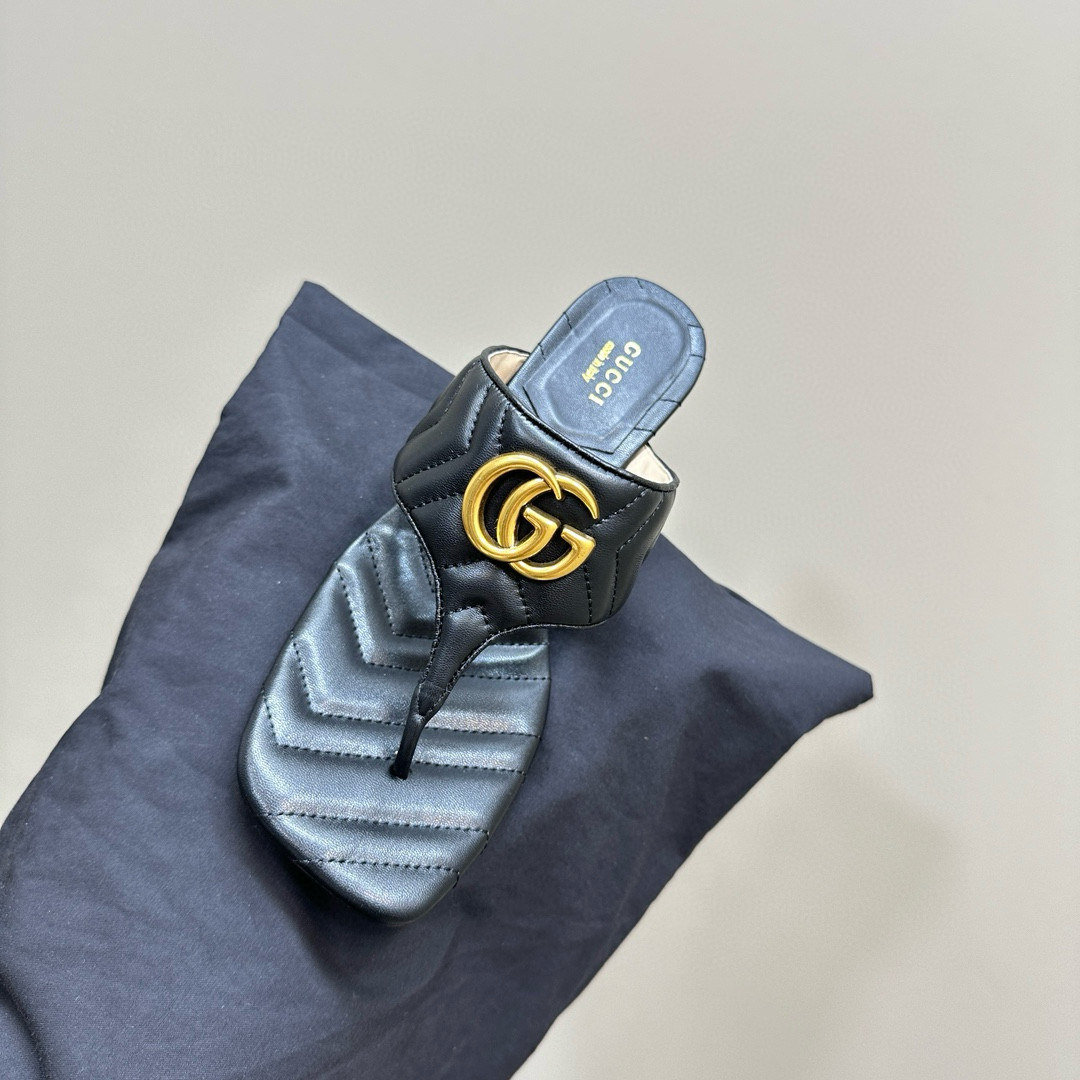 GUCCI Heel Slippers