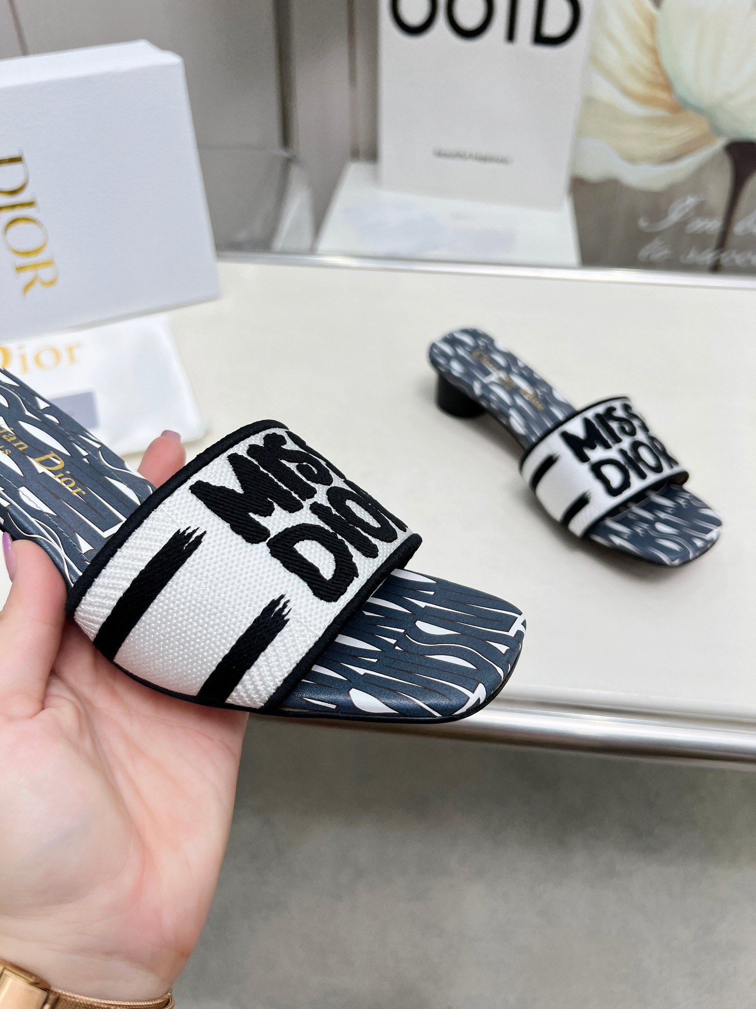 Dway MISS DIOR Slippers（Chunky heel）
