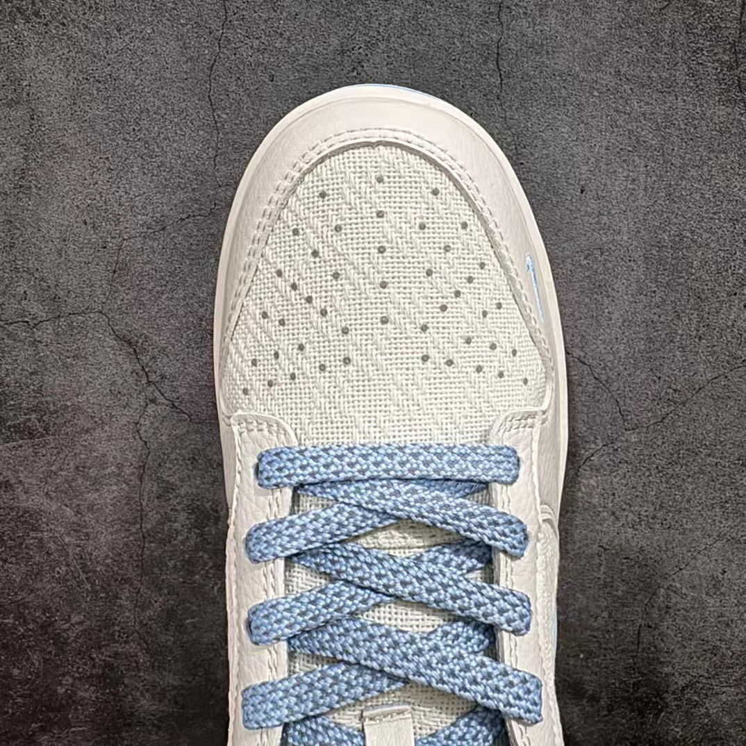 NIKE & GUCCI Sneakers