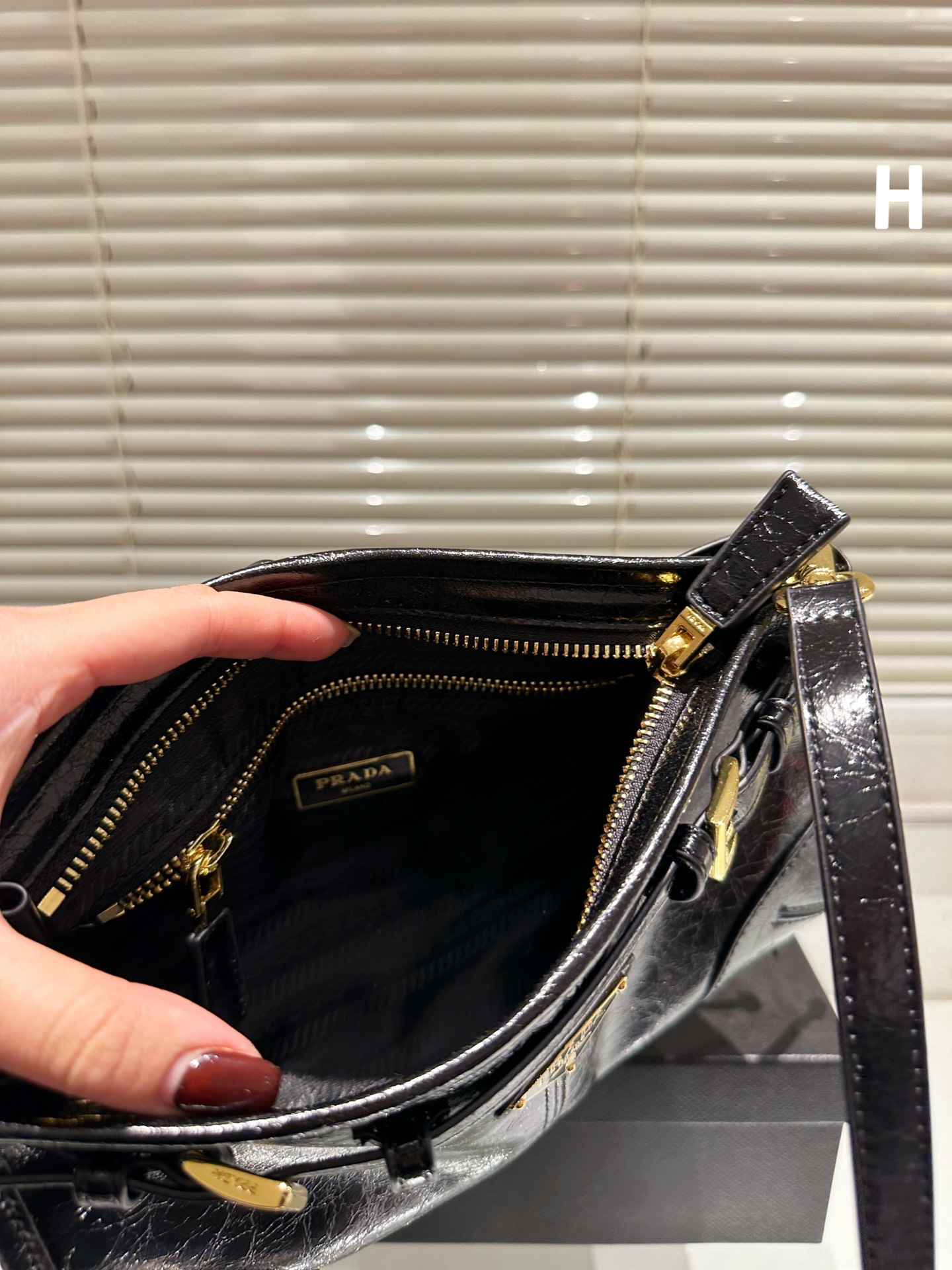 PRADA Handbag （26cm）