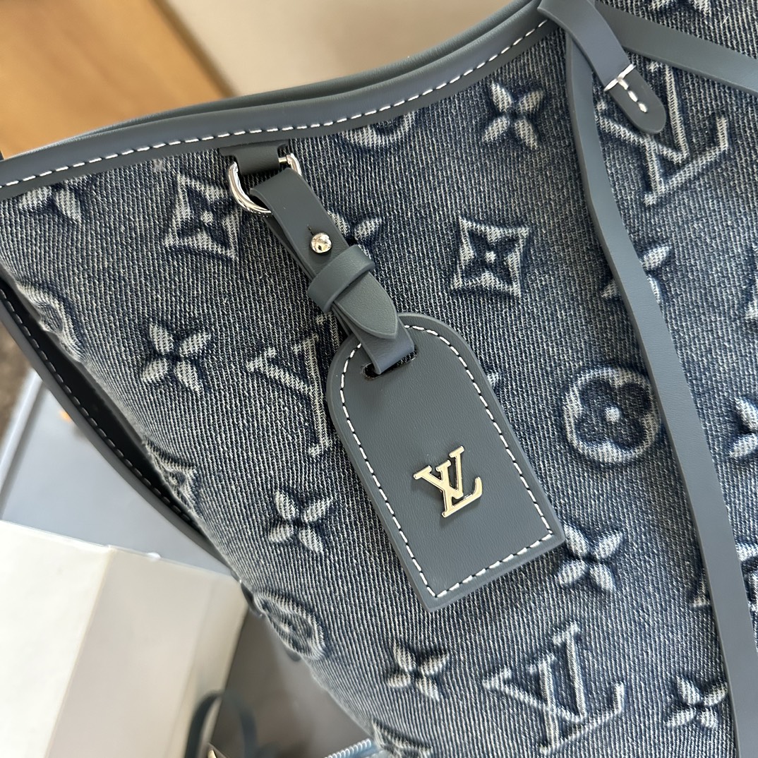 LV Carryall Handbag （30cm）