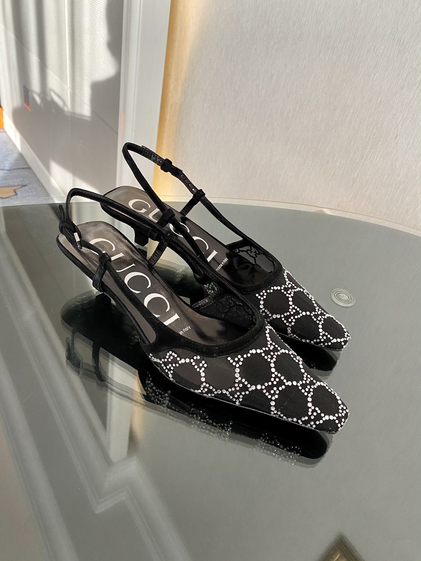 GUCCI &Vintage Vintage pressed diamond mesh sandals（Heel height: 3.5cm）