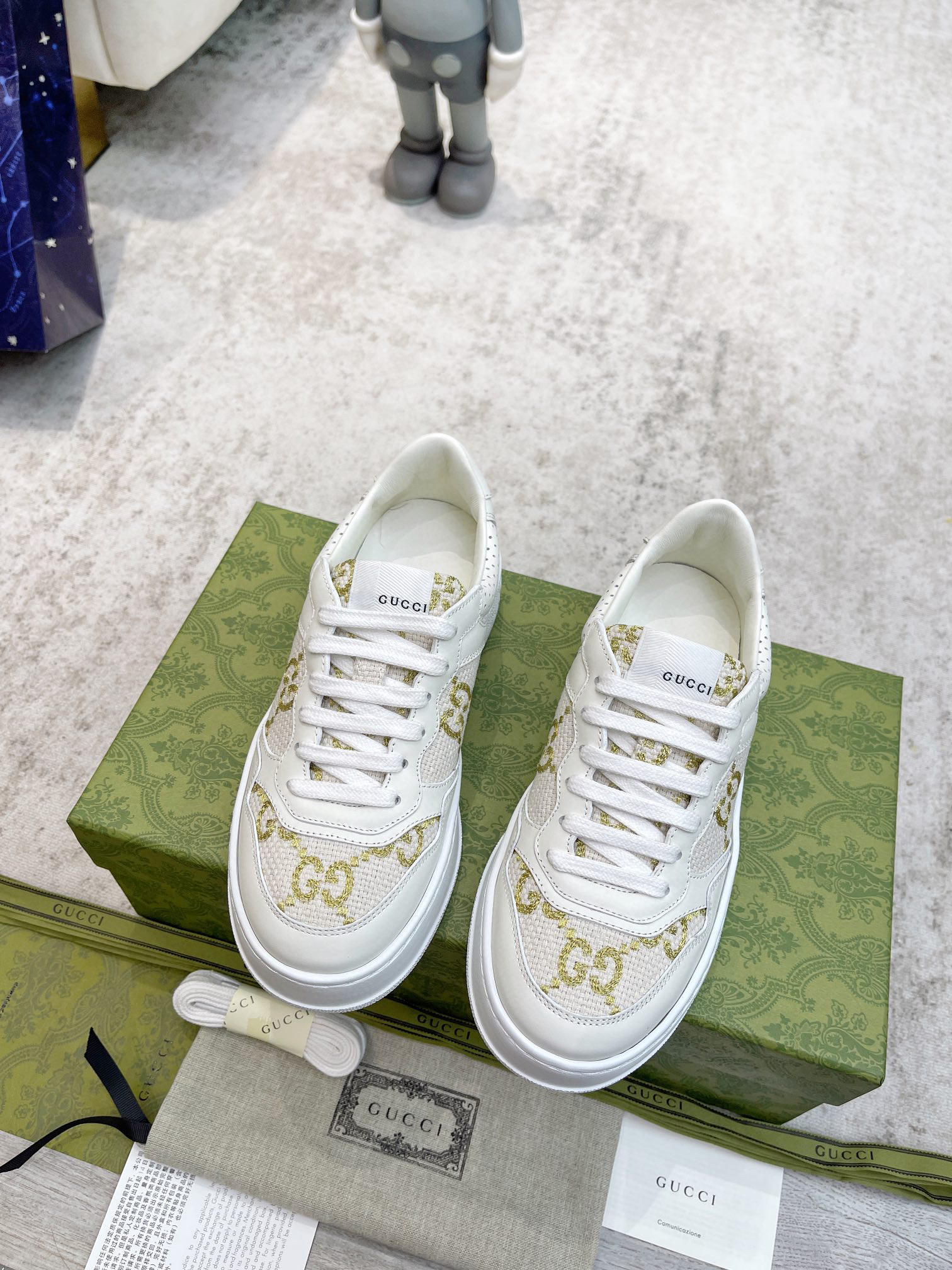GUCCI SNEAKERS