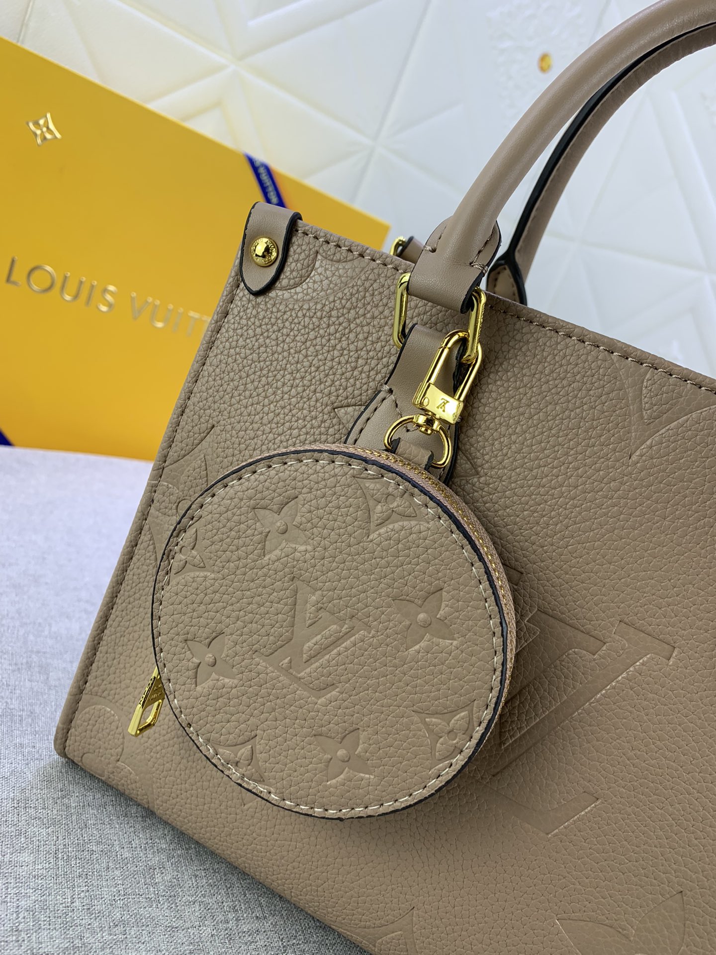 Louis Vuitton Bag