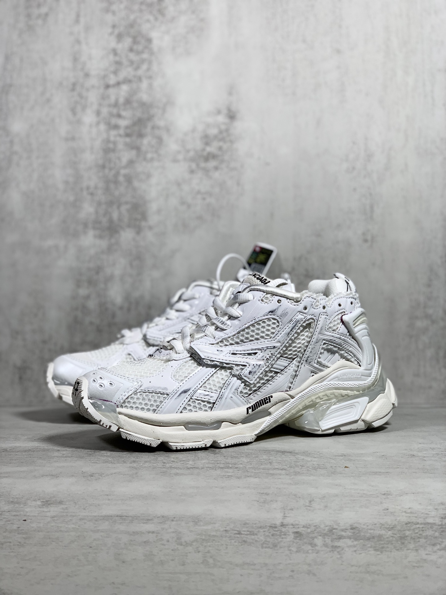 BALENCIAGA RUNNER