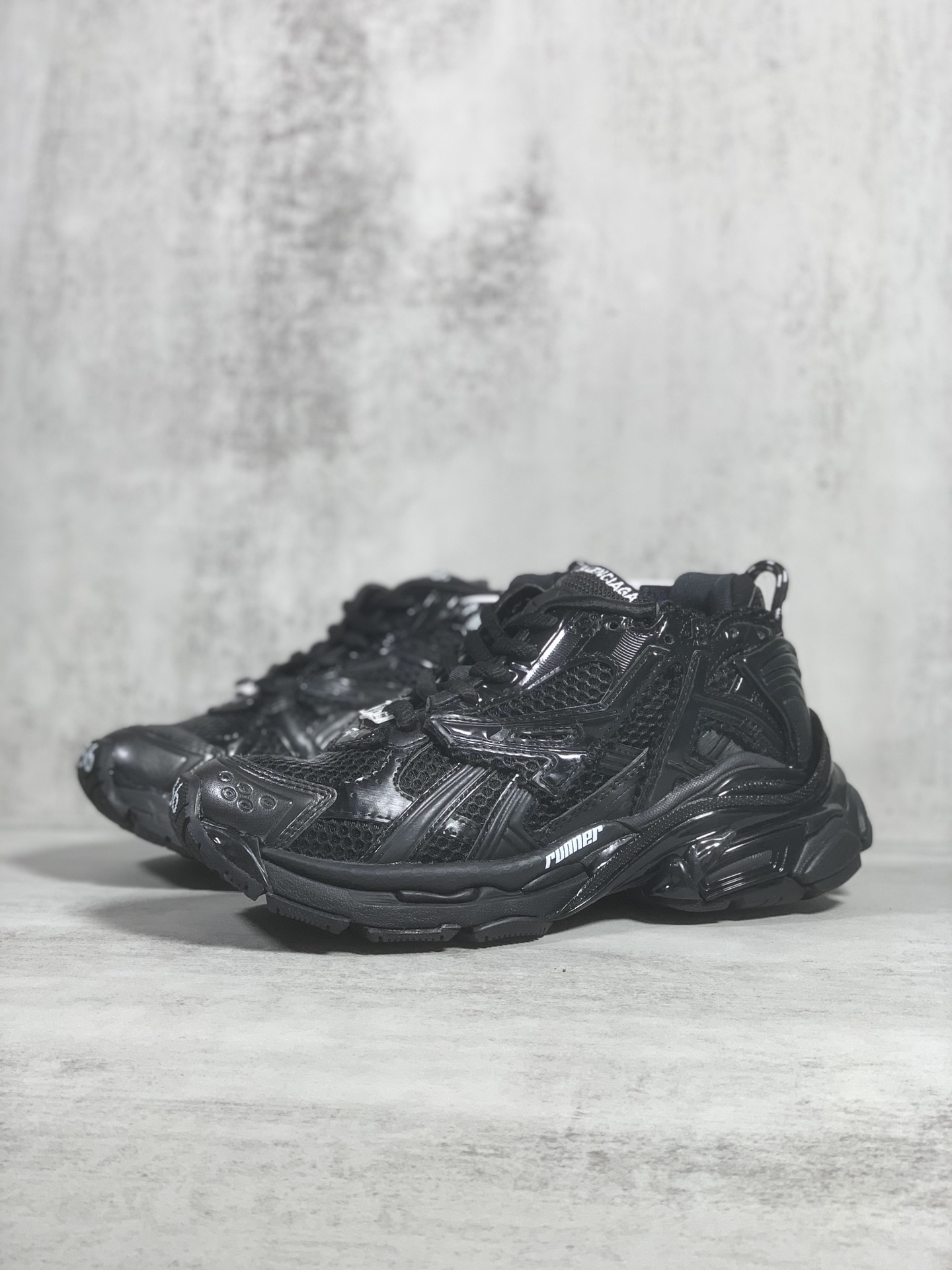 BALENCIAGA RUNNER