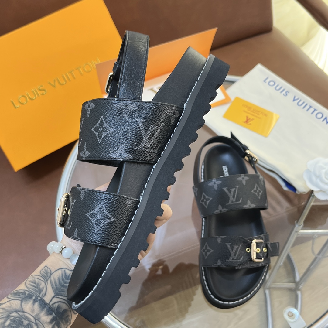 LOUIS VUITTON SANDALS