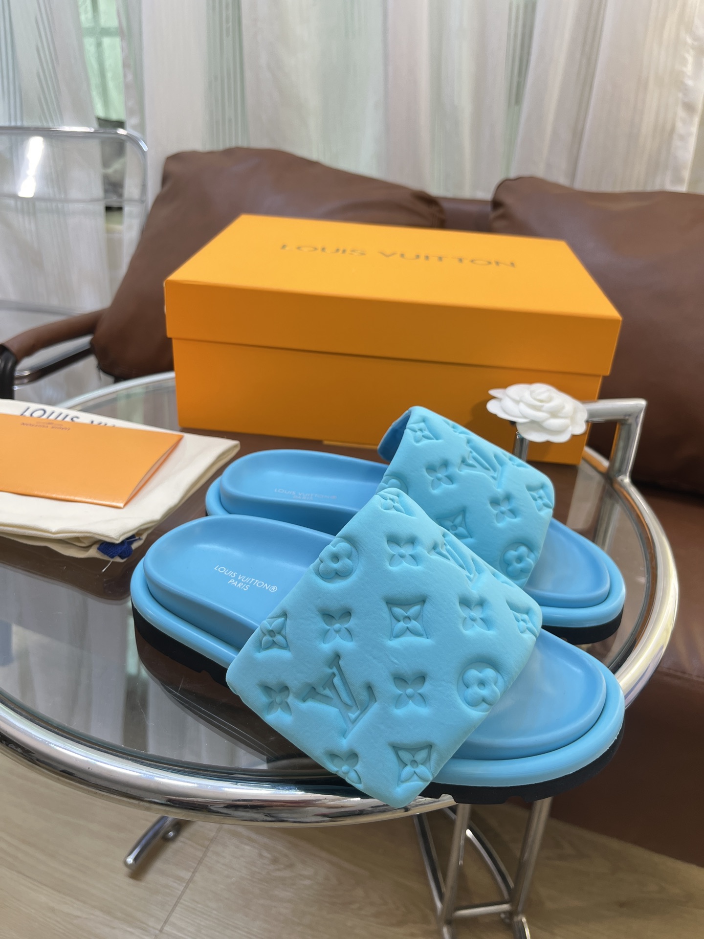 LOUIS VUITTON SLIDES
