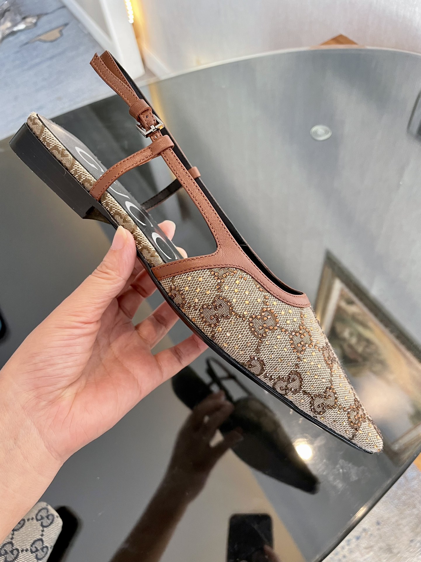 GUCCI &Vintage Vintage pressed diamond mesh sandals（Heel height: 1.5cm）