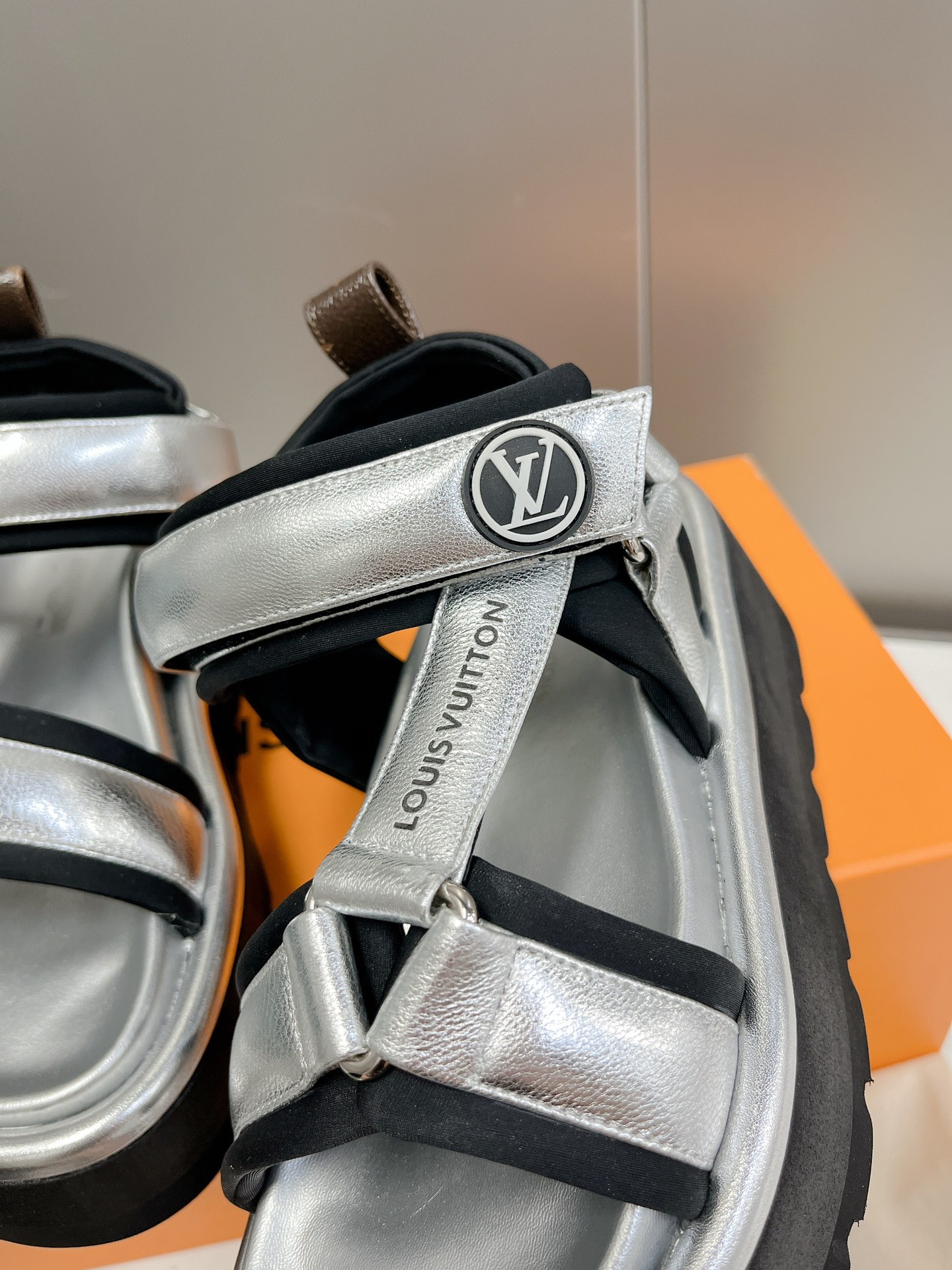 LOUIS VUITTON SANDALS