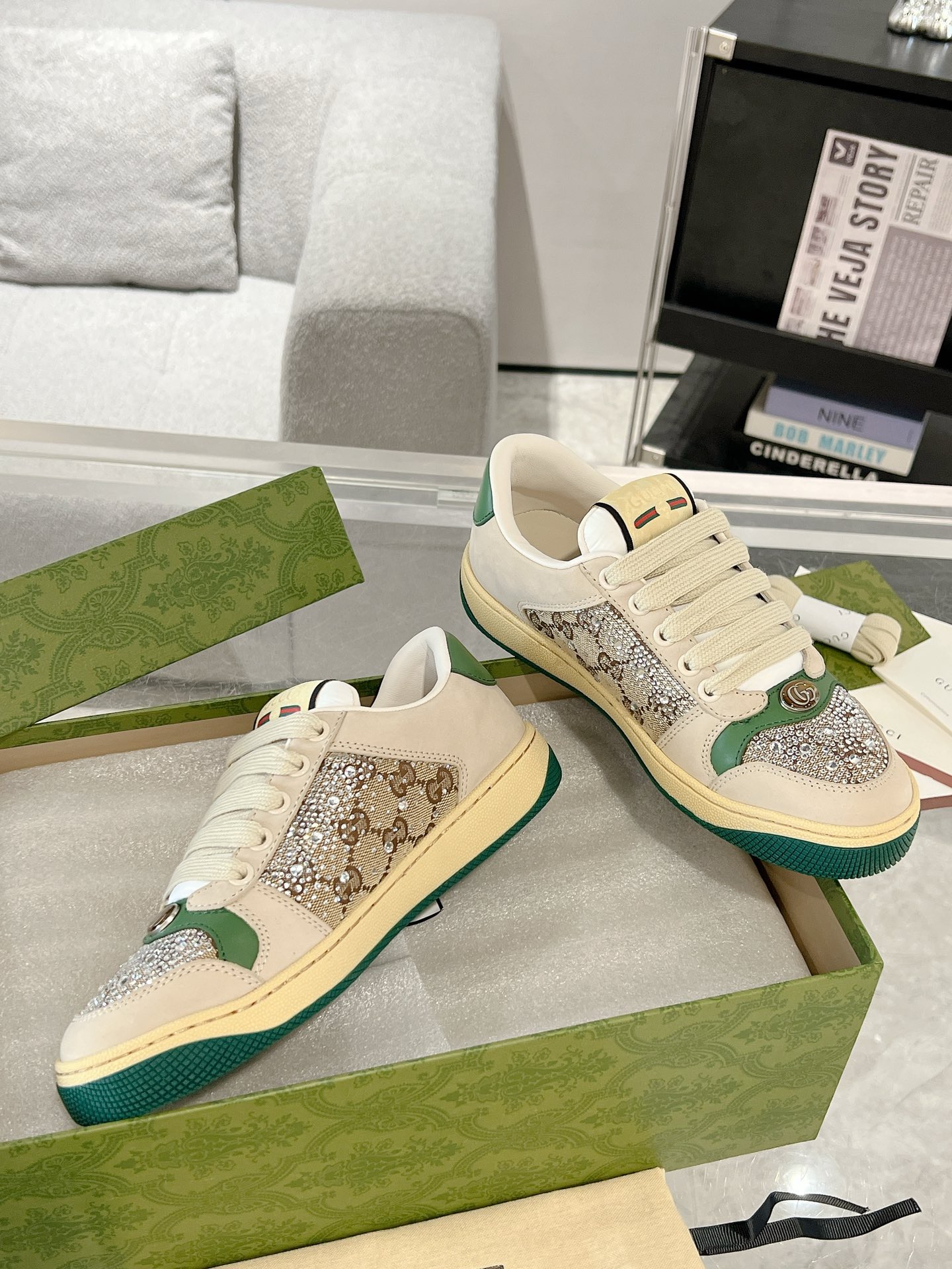 GUCCI Sneakers （With Crystal）