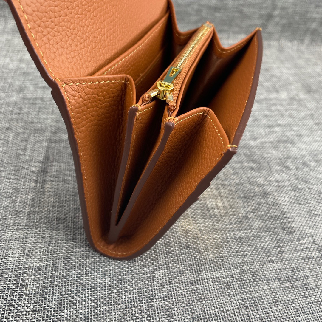 Hermes wallet （13cm)