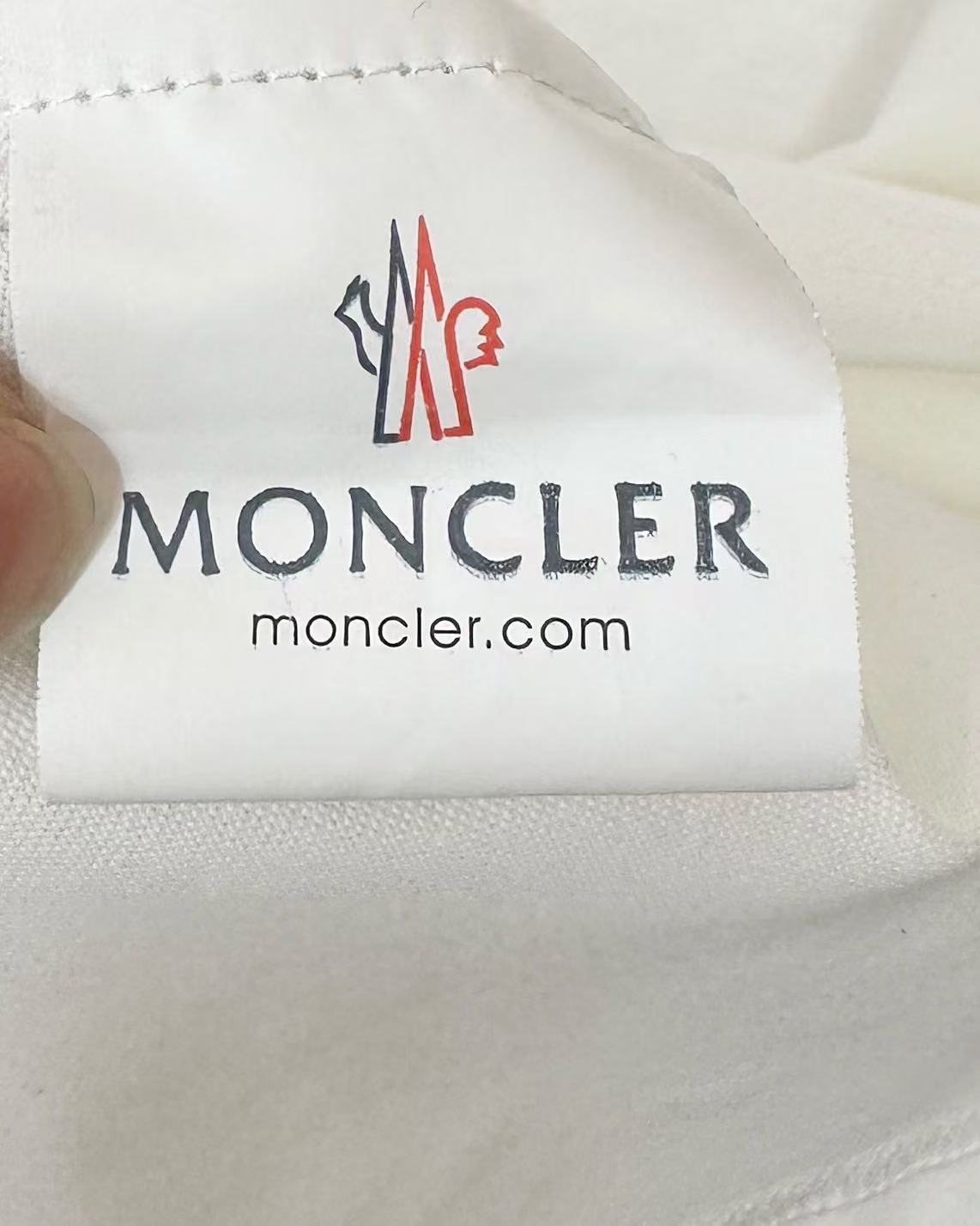 MONCLER T shirt