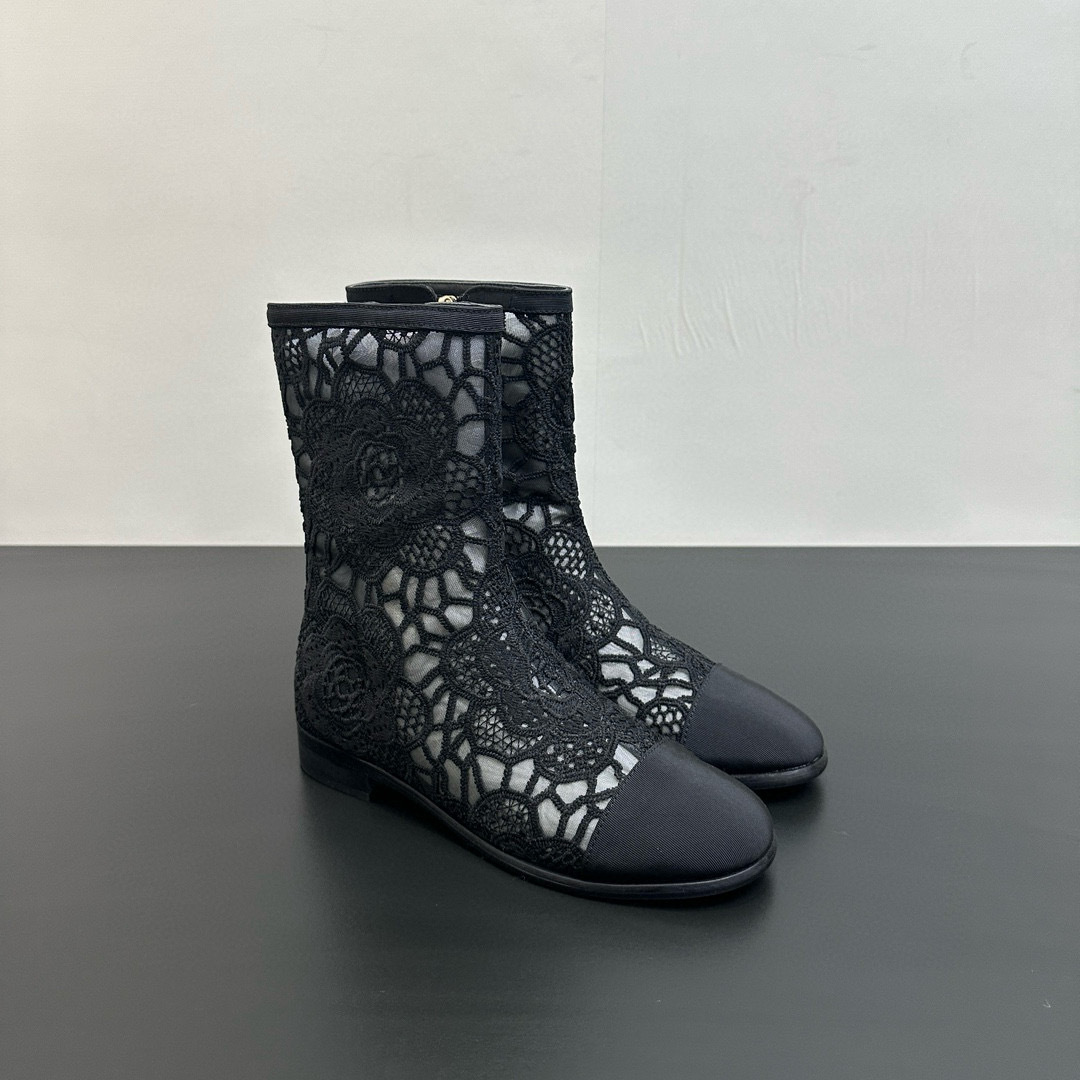 CHANEL Boots