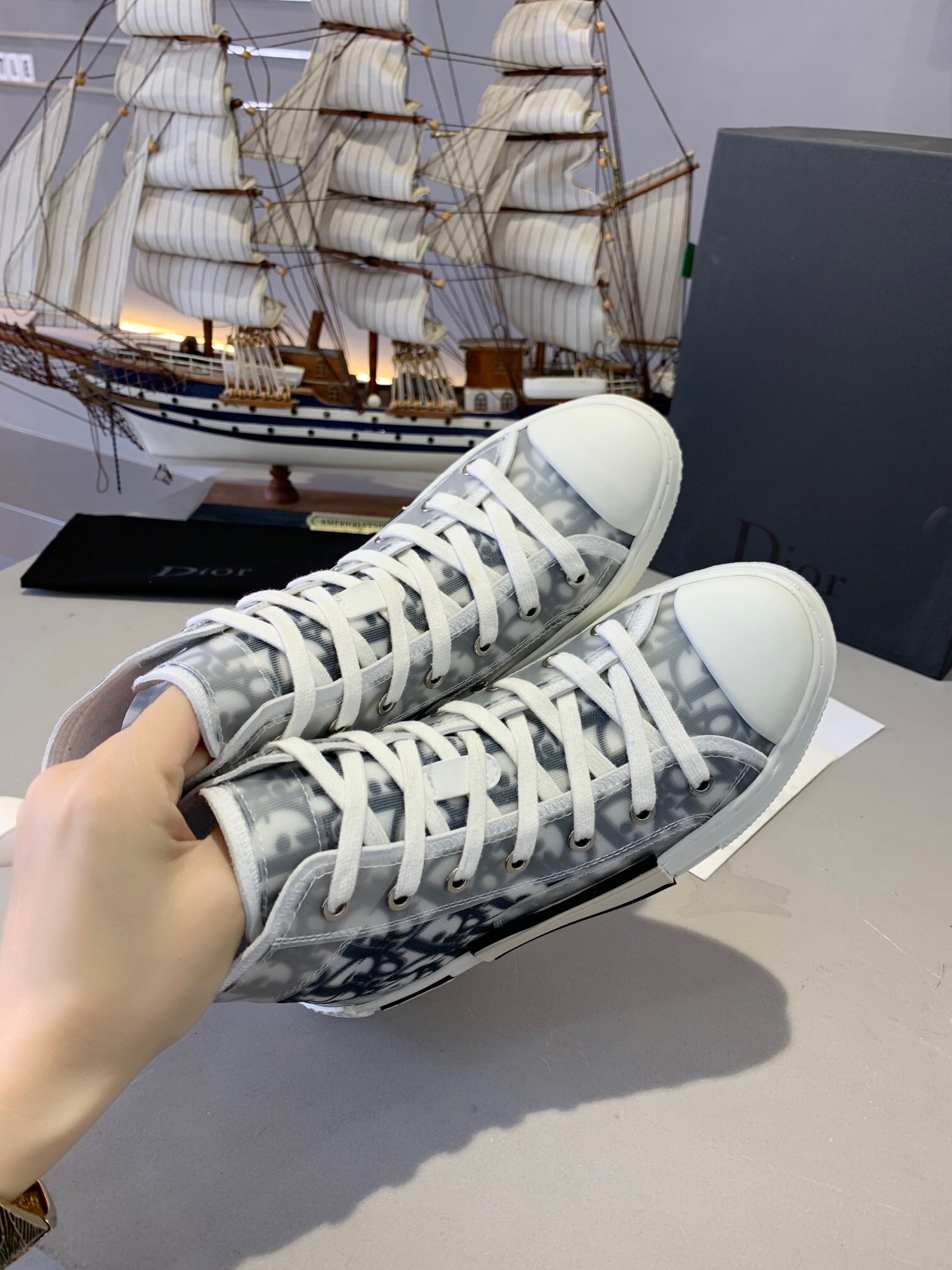 Dior Essentials B23 High-top Sneakers