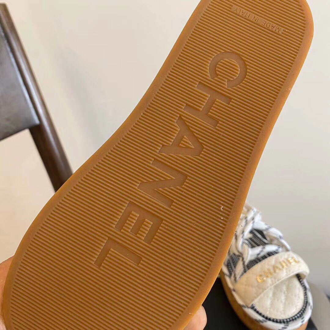 CHANEL woven sandals with twine