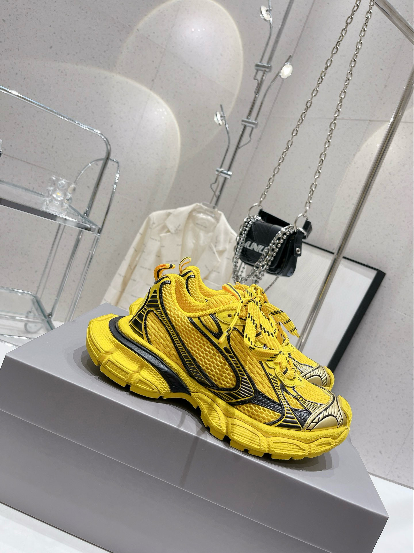 BALENCIAGA 3XL Sneakers