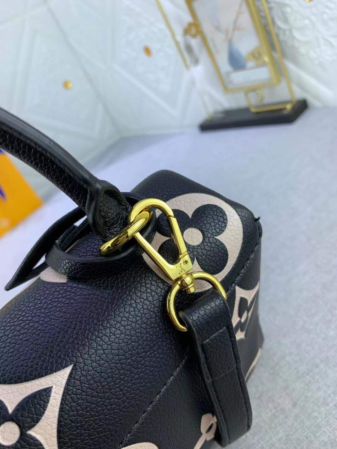 LV MADELEINE Handbag