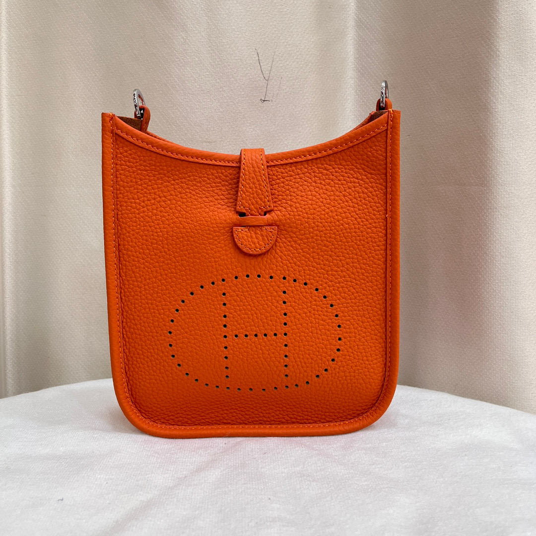 HERMES Evelyne Bag
