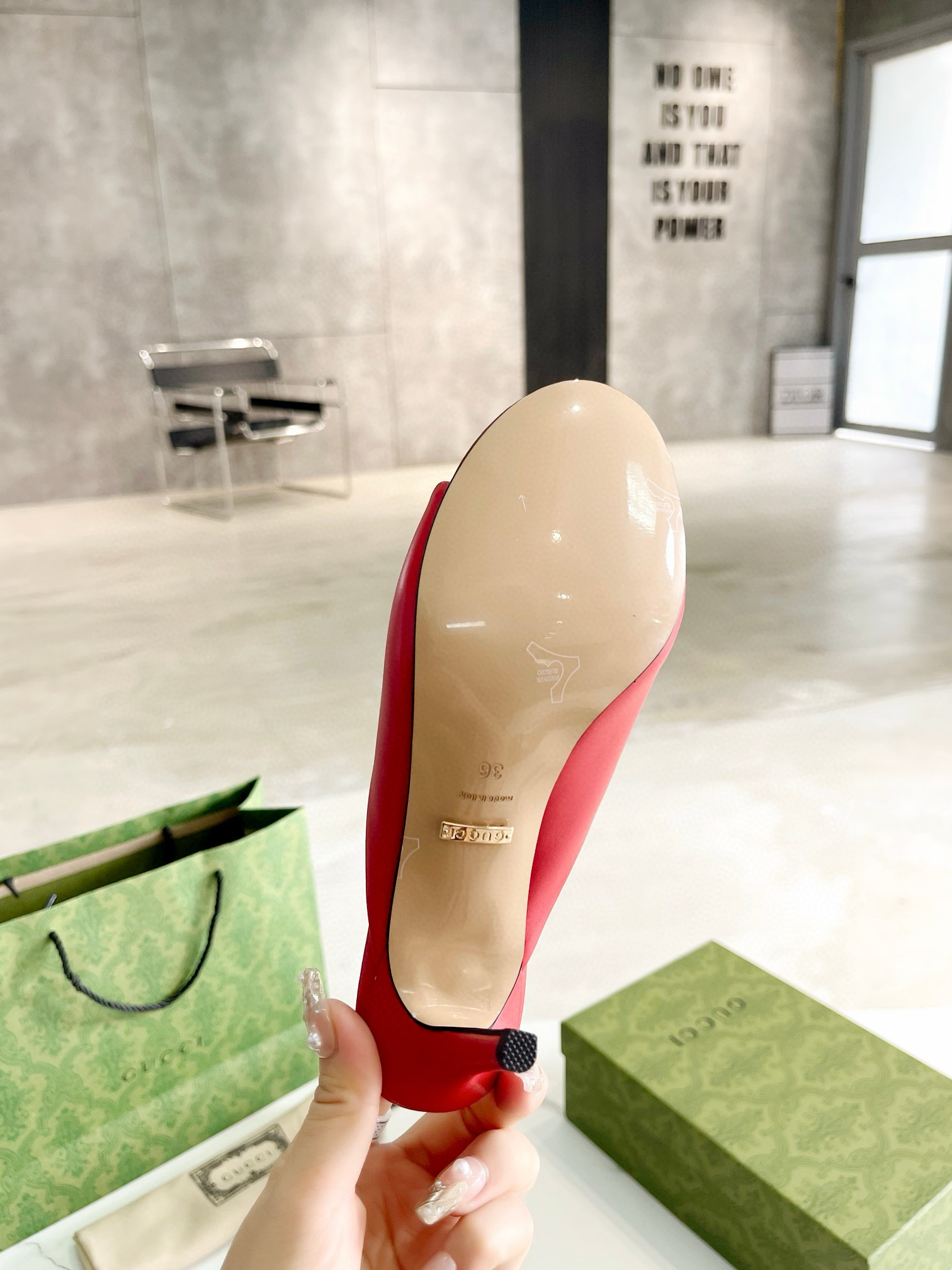 GUCCI Rhinestone high-heeled slippers