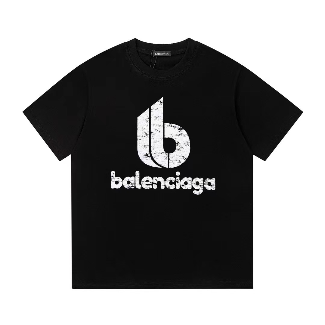 BALENCIAGA T shirt