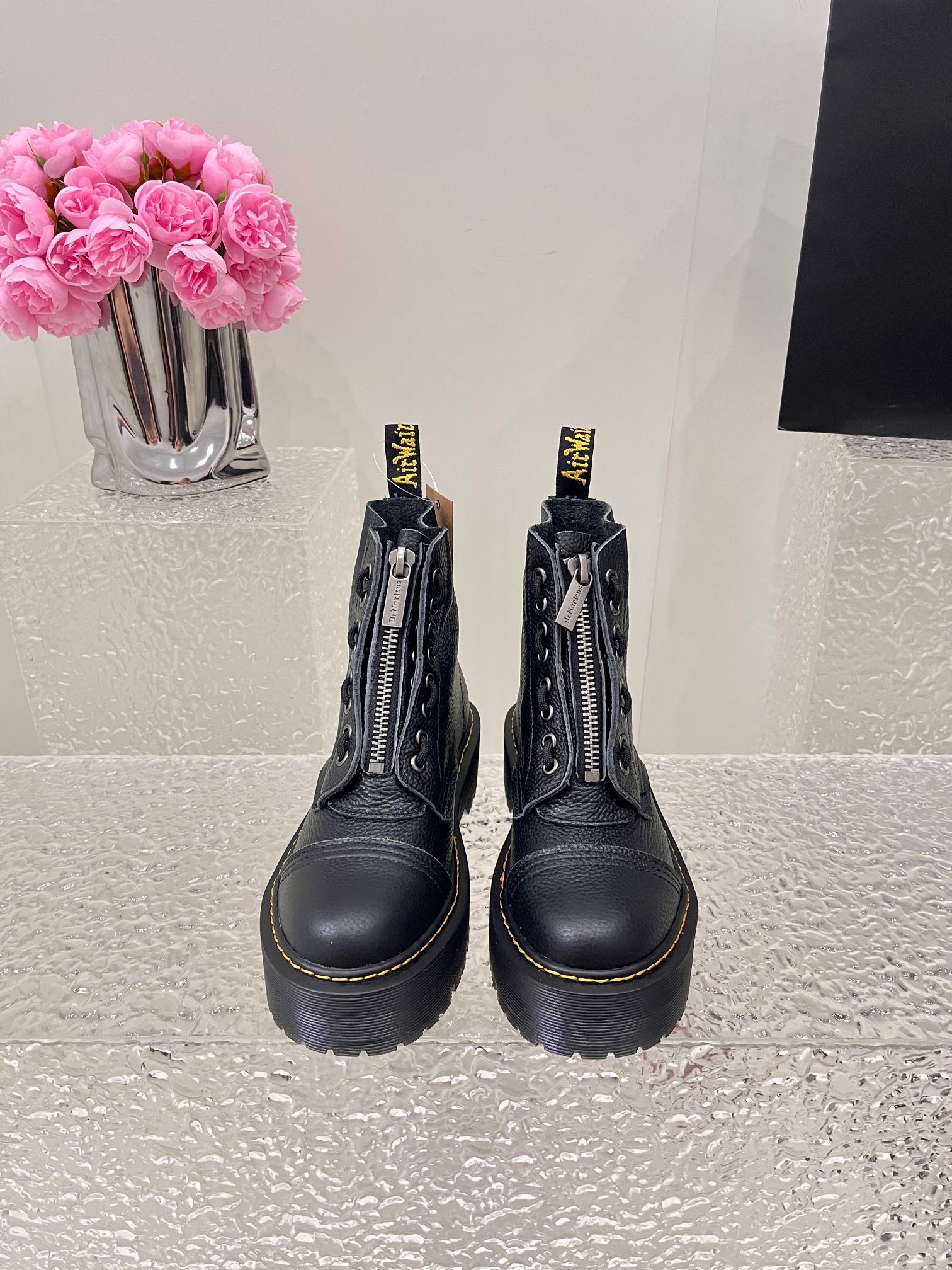 Dr.Martens Boots