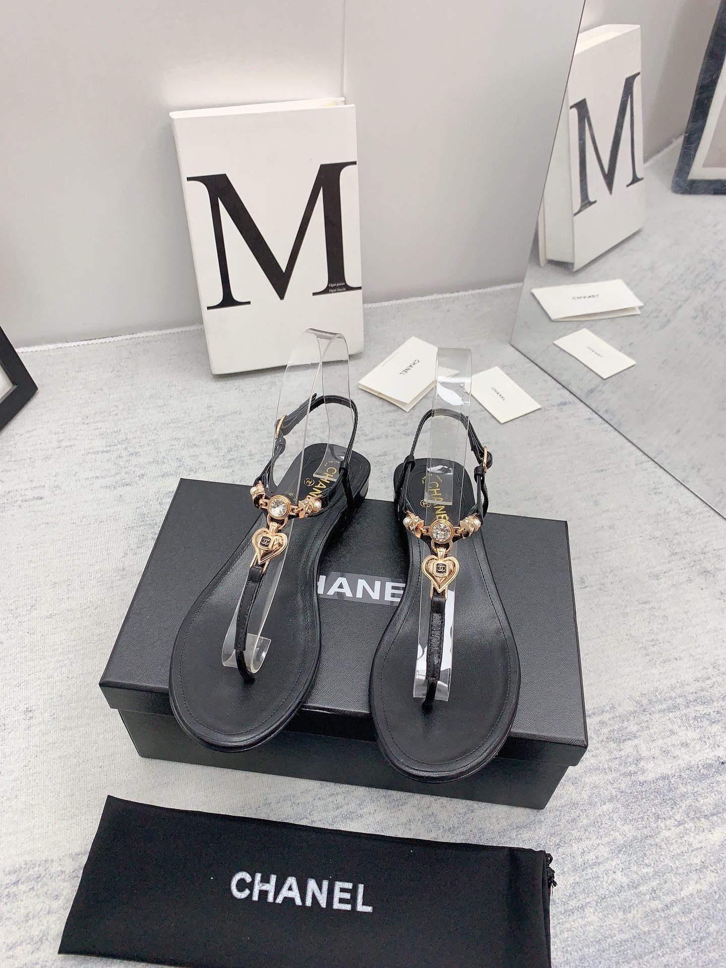 CHANEL Love jewel flip-flops