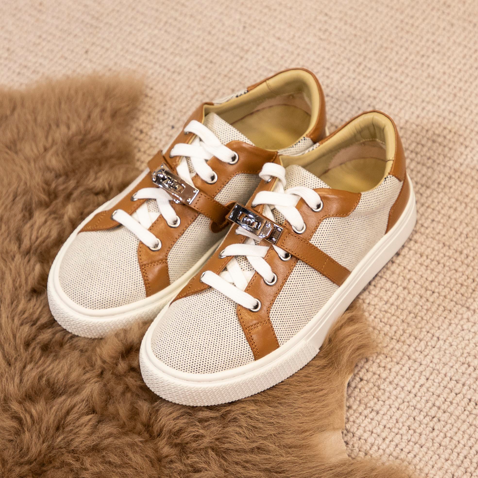 HERMES Sneakers