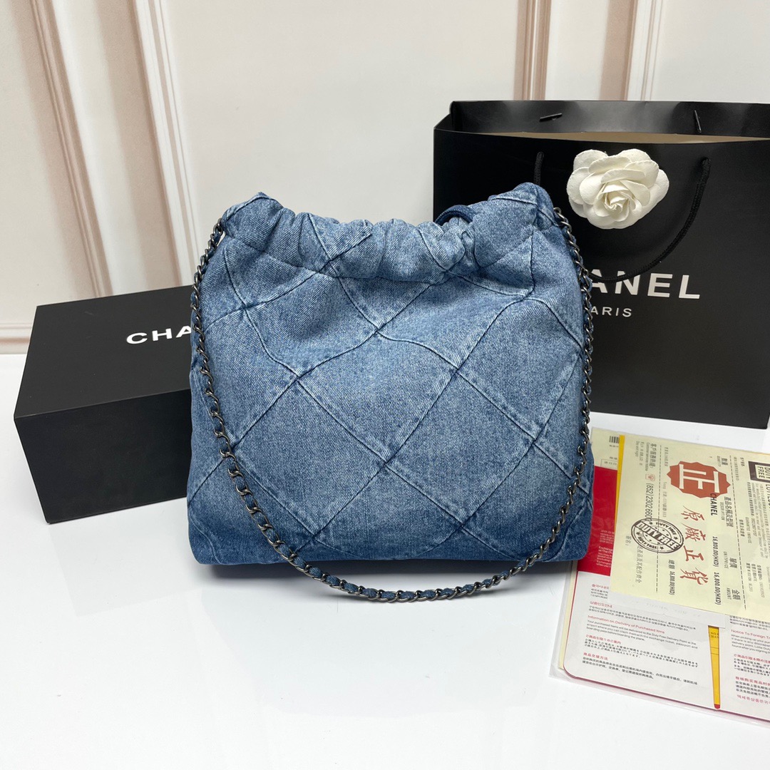 CHANEL  bag