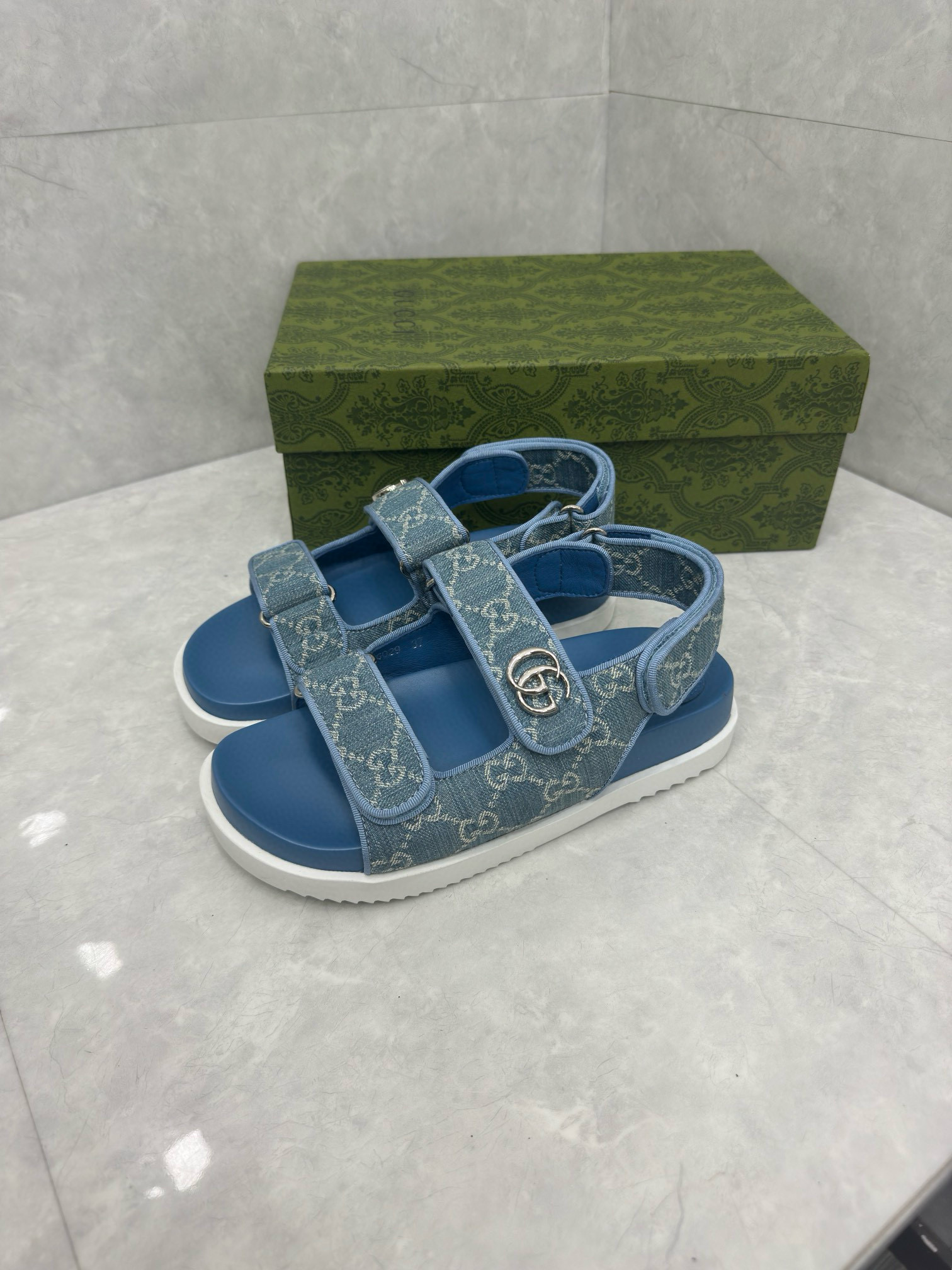 GUCCI Denim Sandals