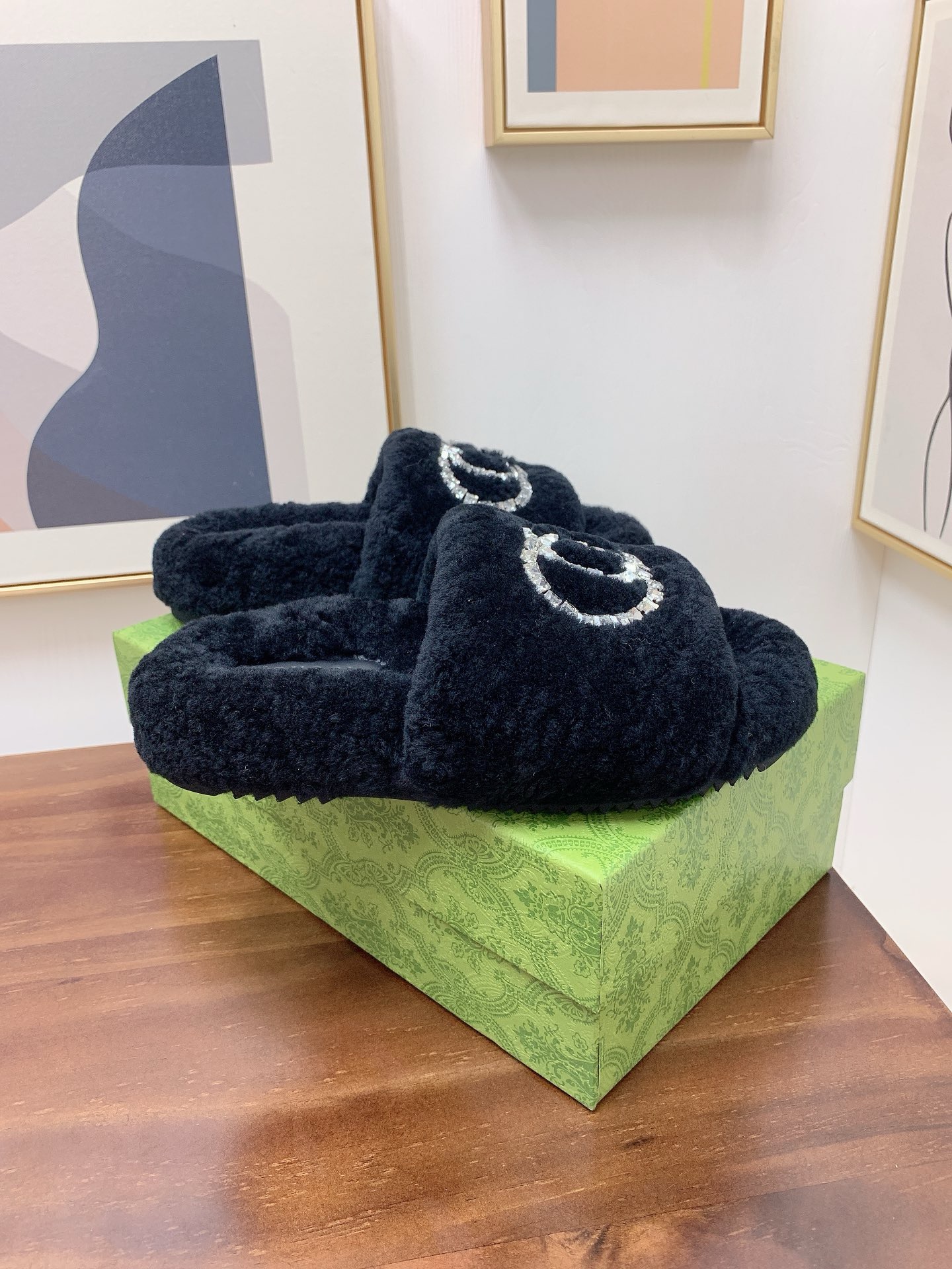 GUCCI Lamb wool slippers