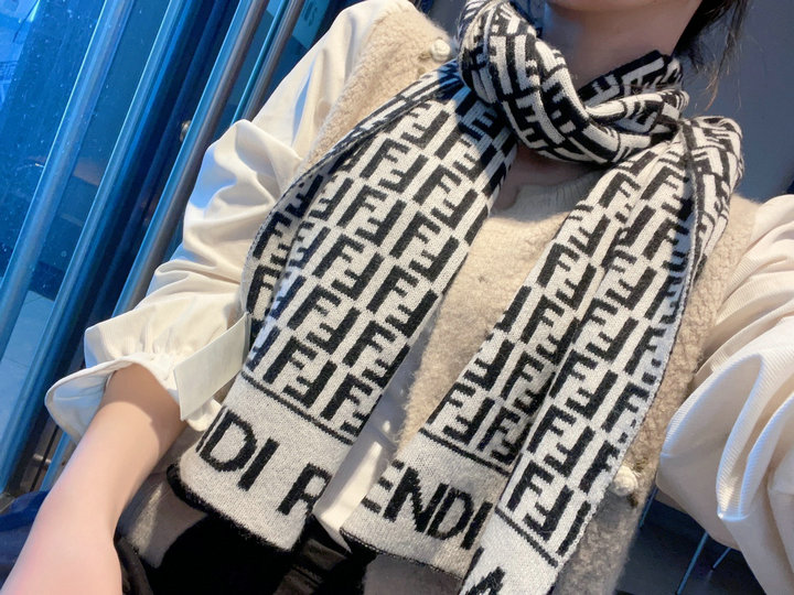 FENDI Scarf