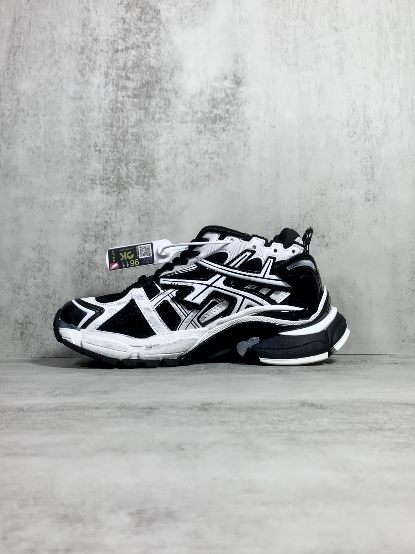 BALENCIAGA RUNNER