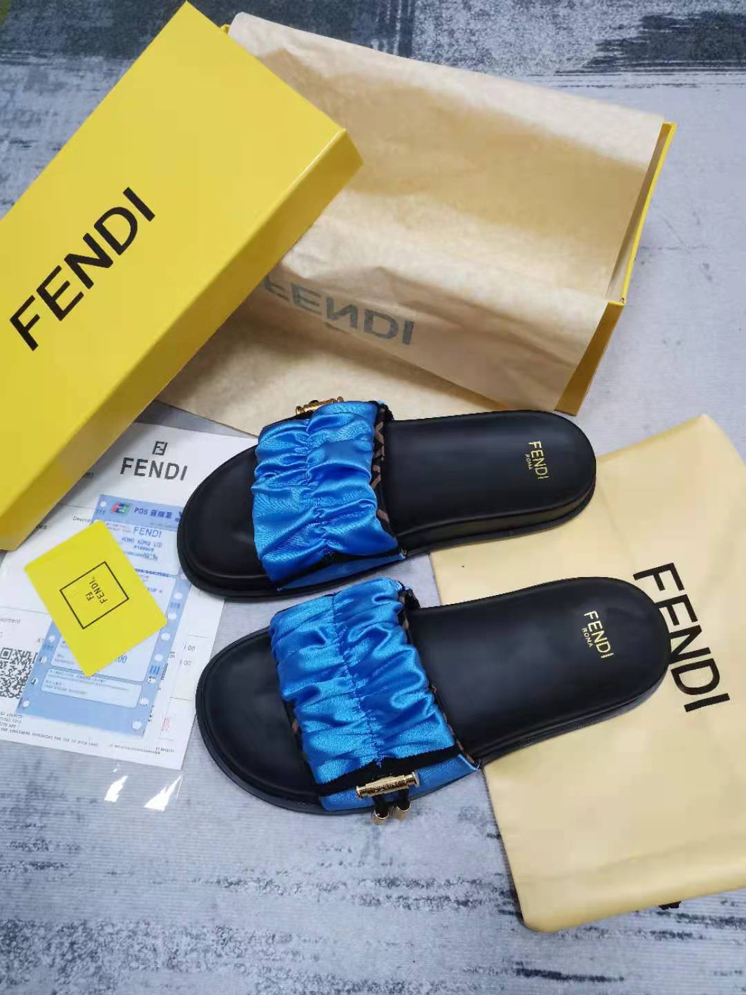 FENDI SLIDES