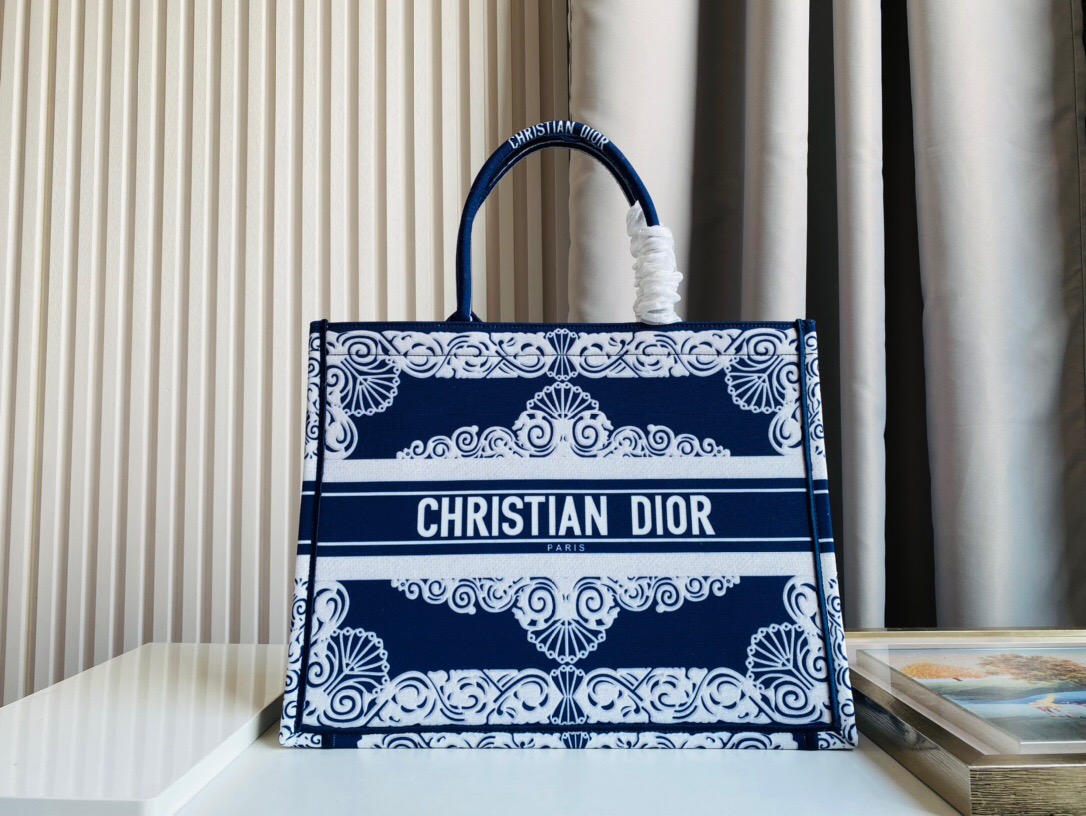 DIOR BAG